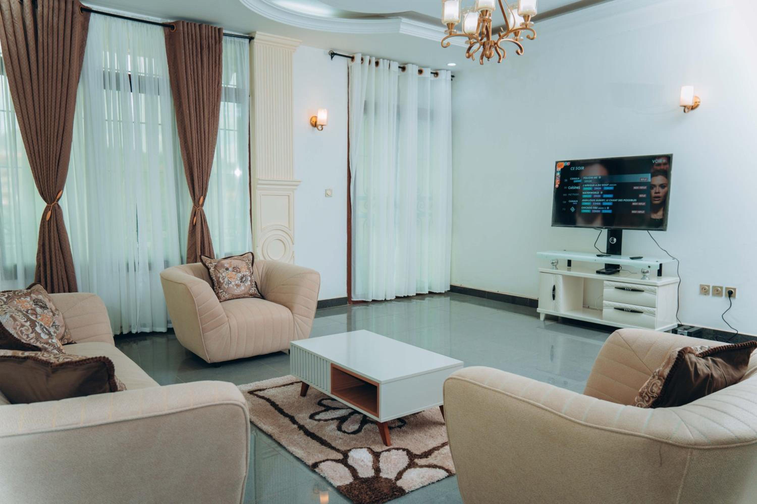 Bekeching Residence - Bastos Yaoundé