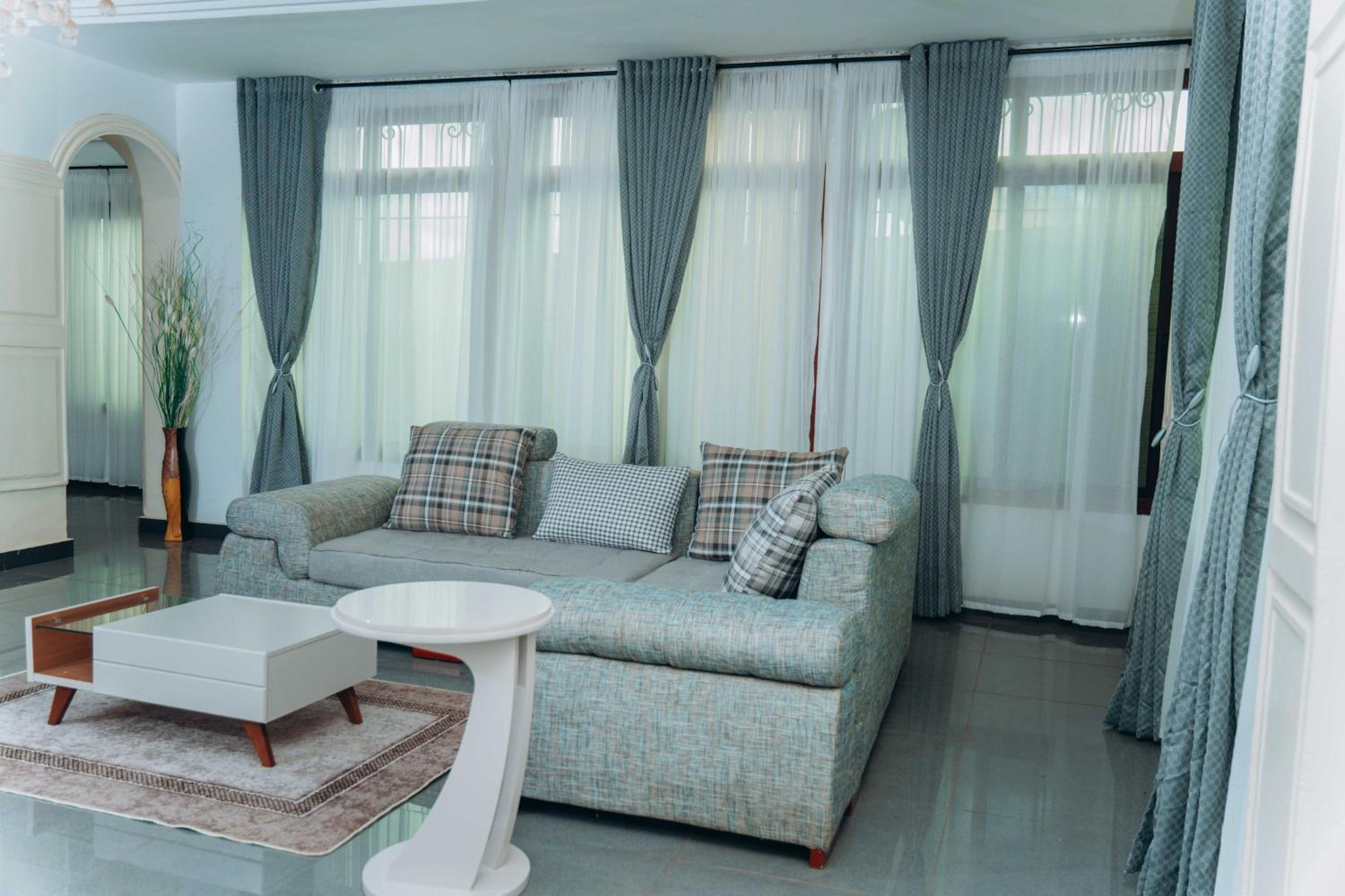 Bekeching Residence - Bastos Yaoundé