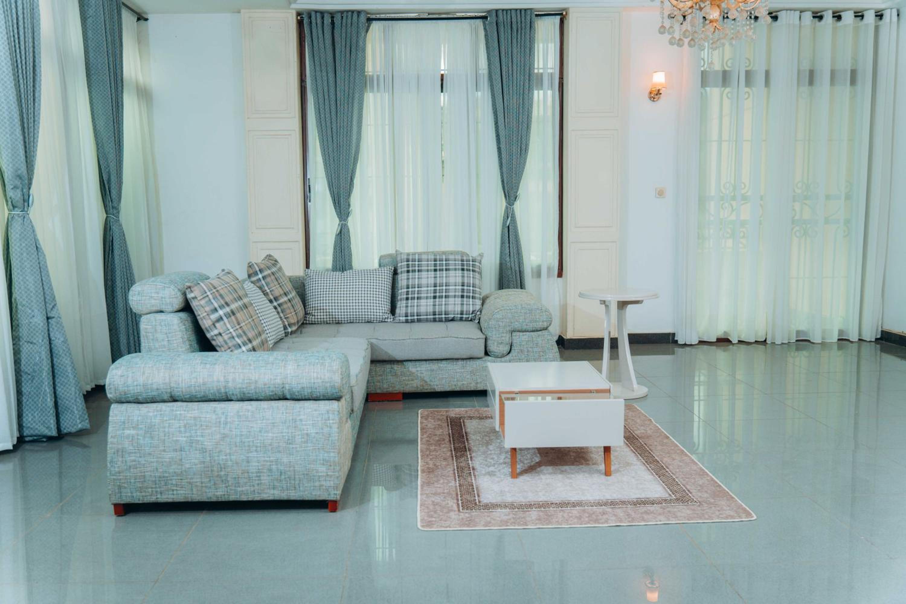 Bekeching Residence - Bastos Yaoundé