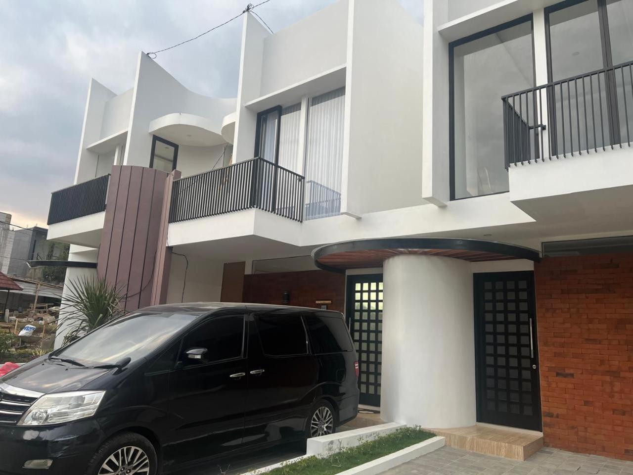 Villa Naratetama