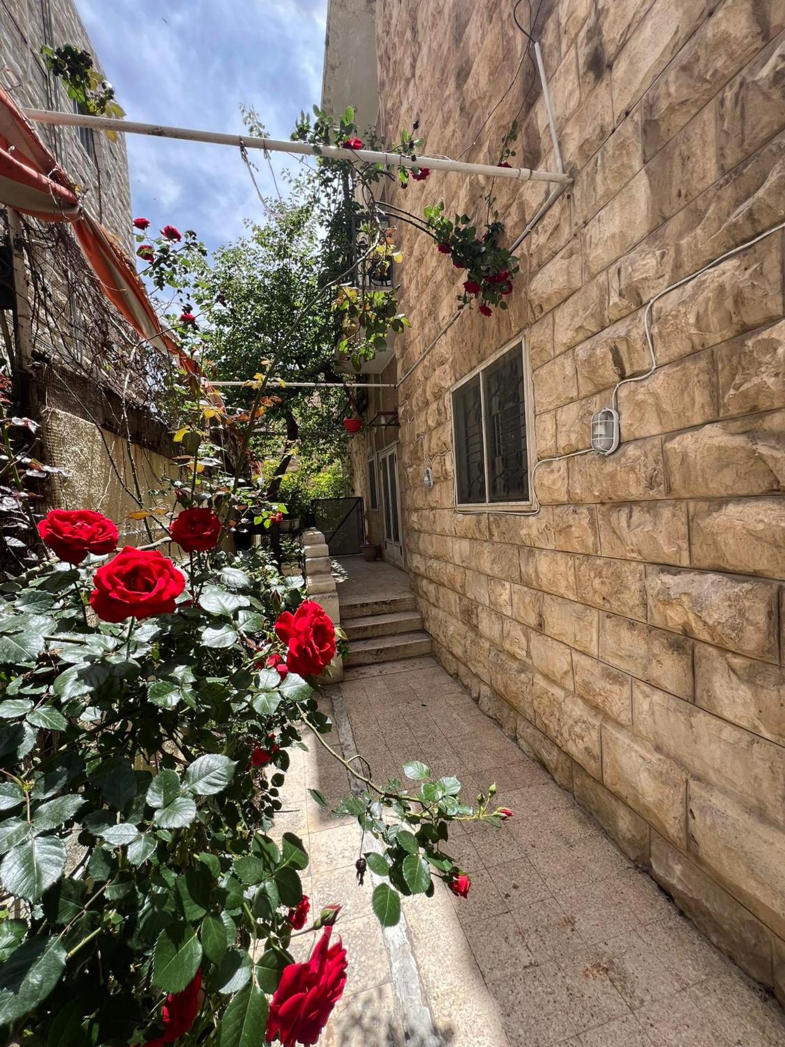 Alweibdeh vintage guesthouse