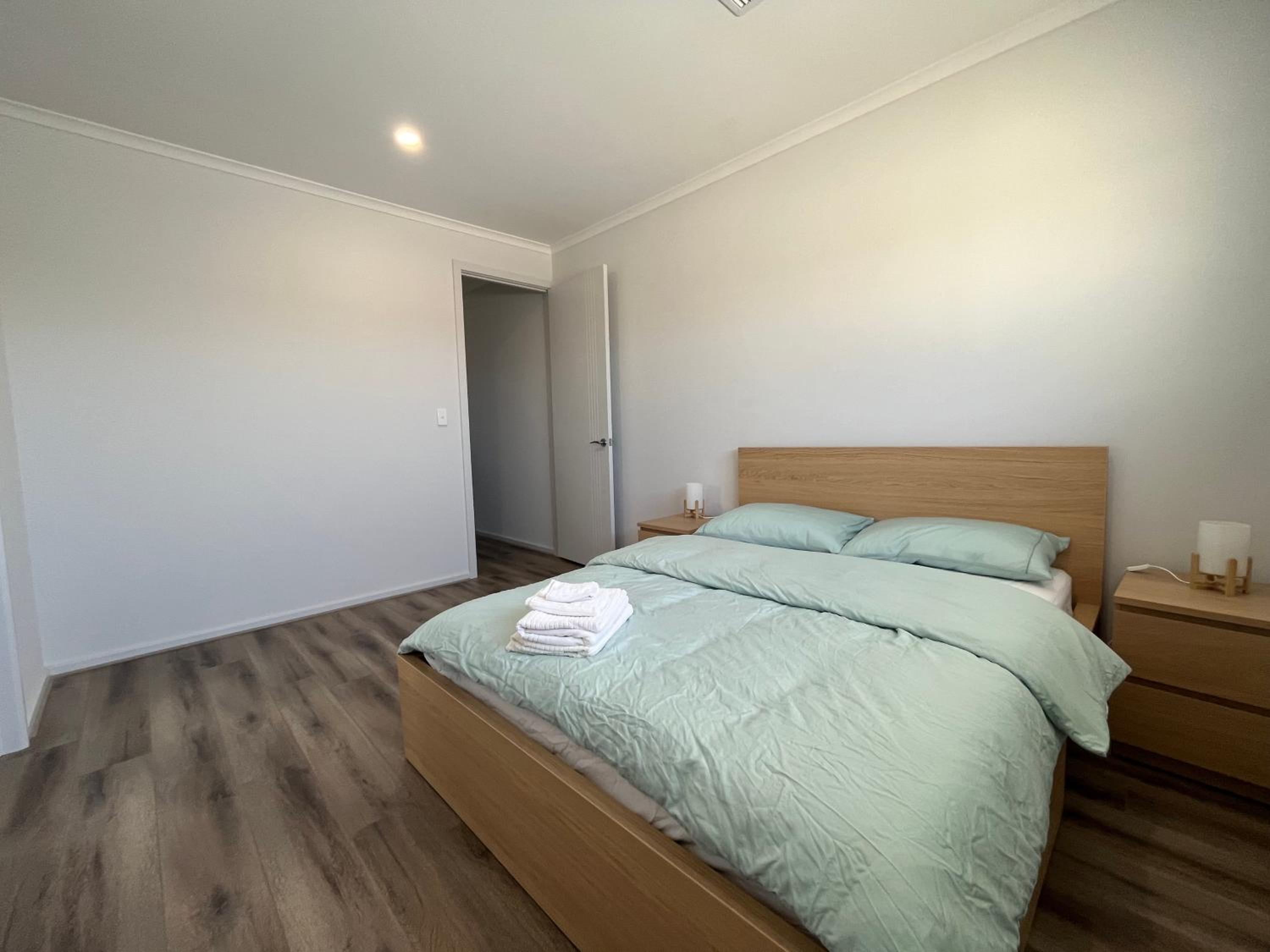 1 95 Esplanade, Semaphore
