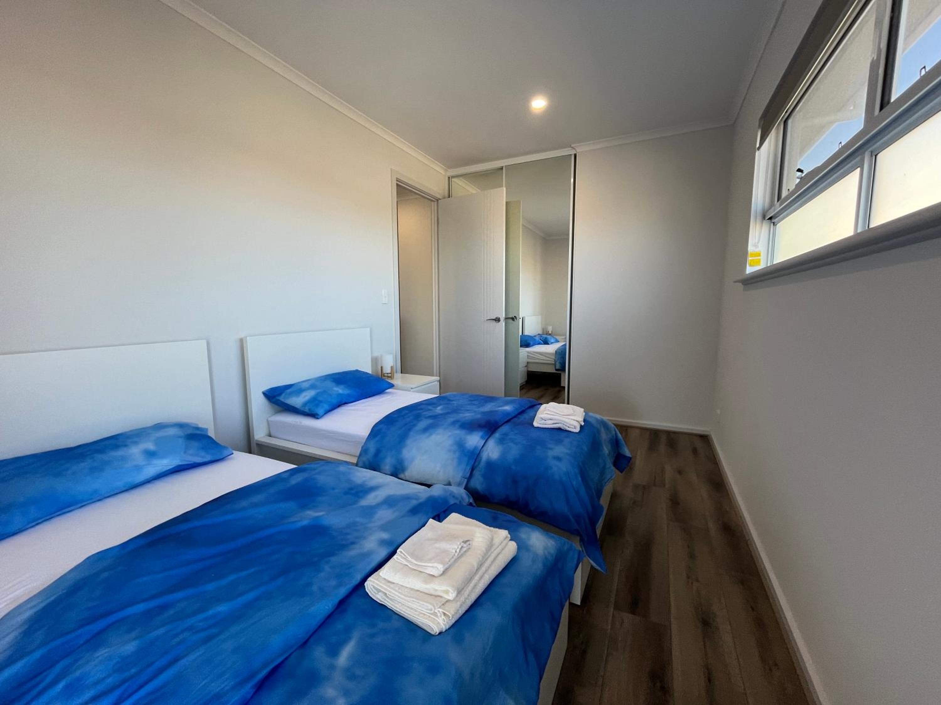 1 95 Esplanade, Semaphore