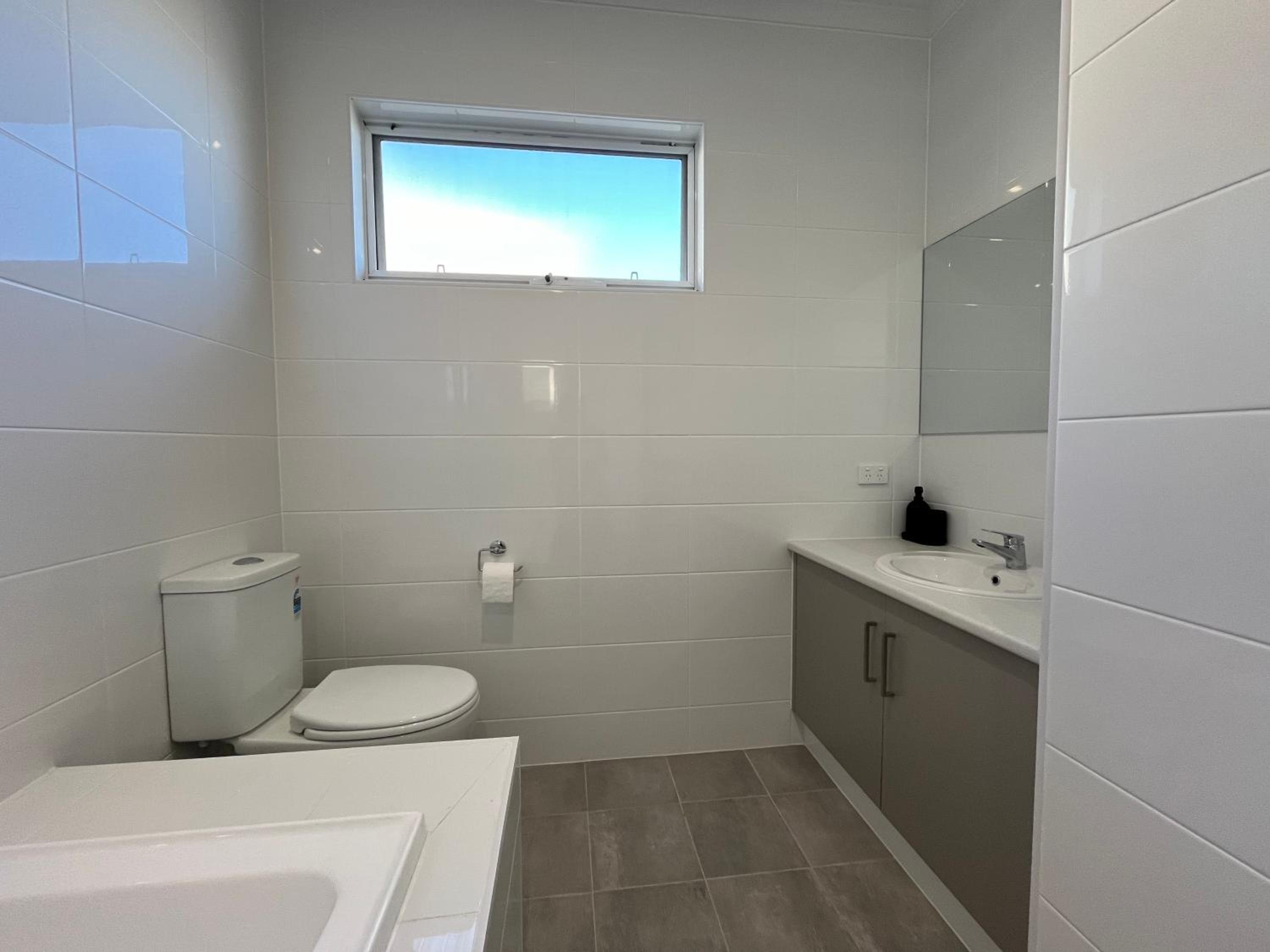 1 95 Esplanade, Semaphore