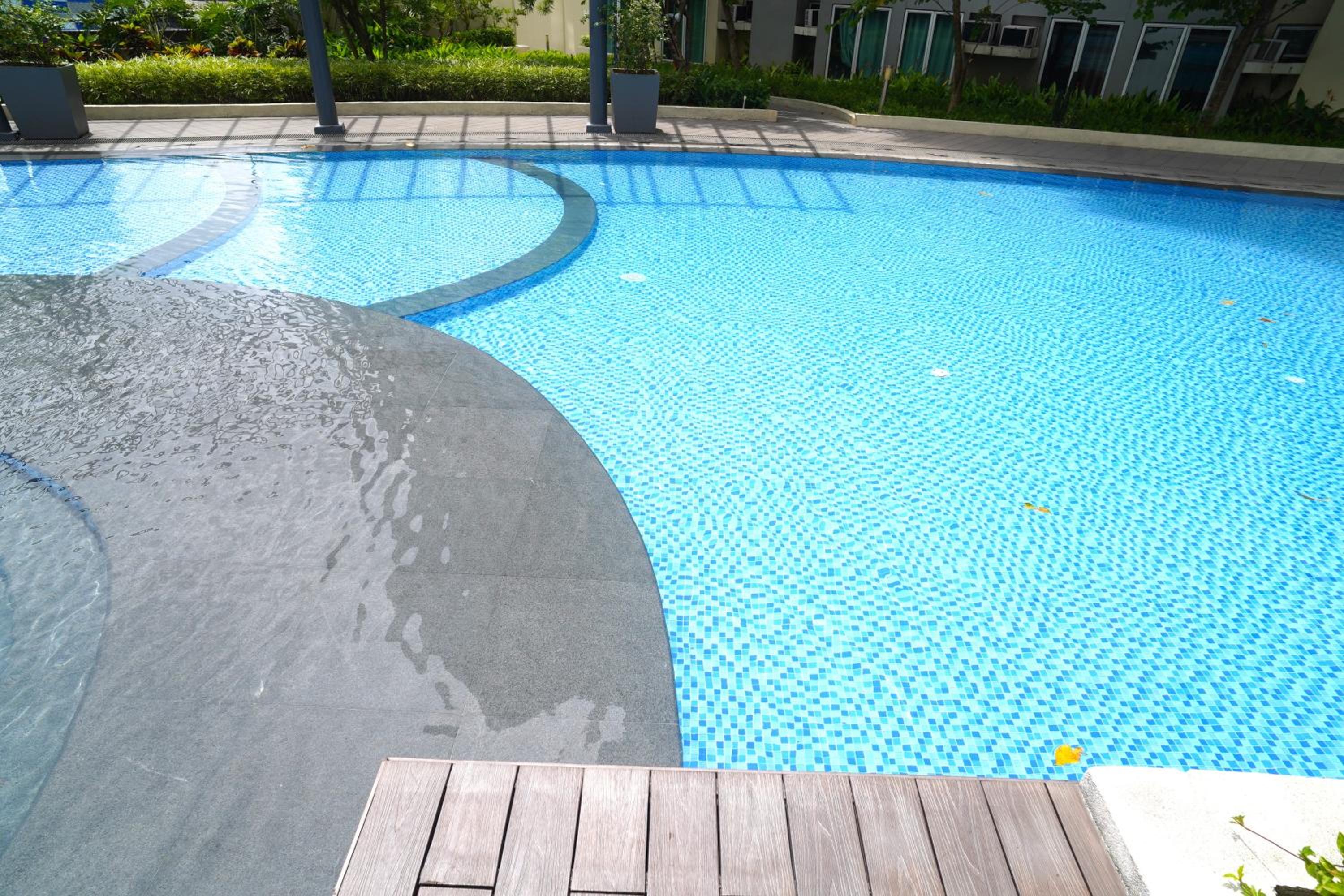 San Lorenzo Place Mall & Residences Tower 3 by Magallanes MRT station Makati
