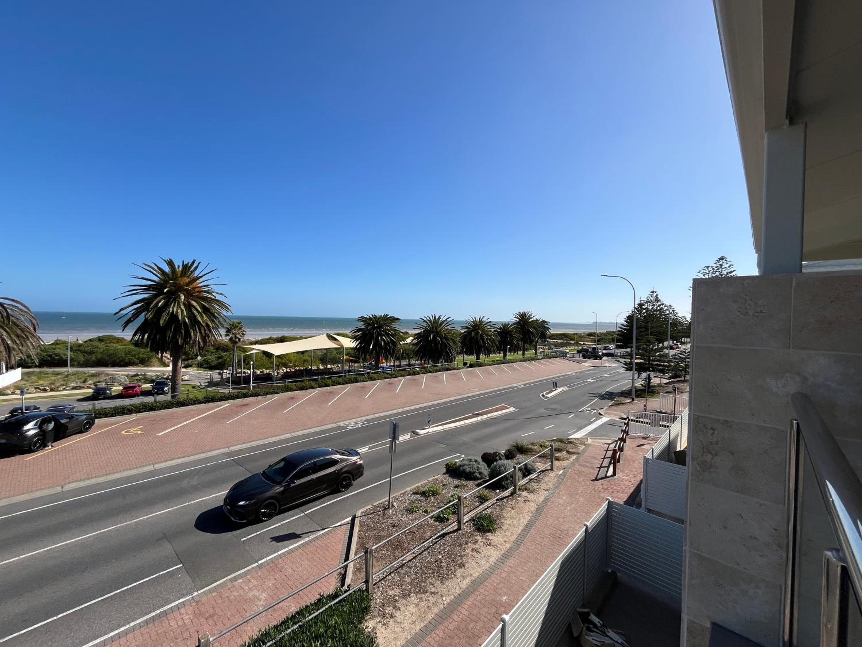 1 95 Esplanade, Semaphore