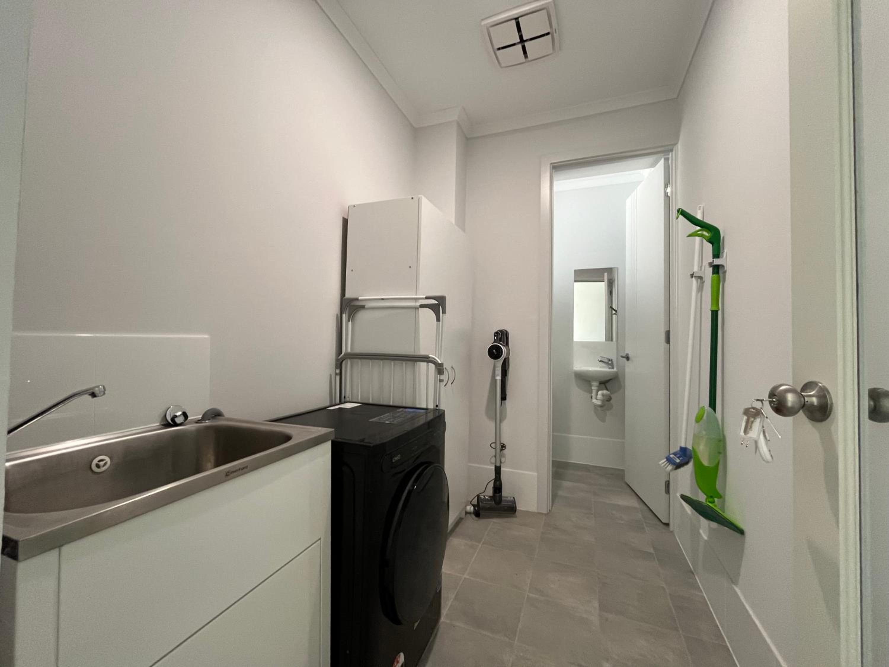 1 95 Esplanade, Semaphore