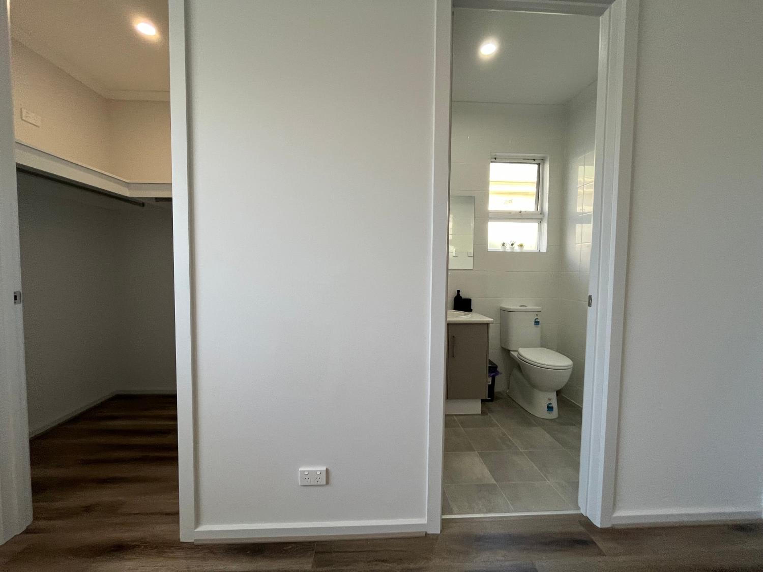 1 95 Esplanade, Semaphore