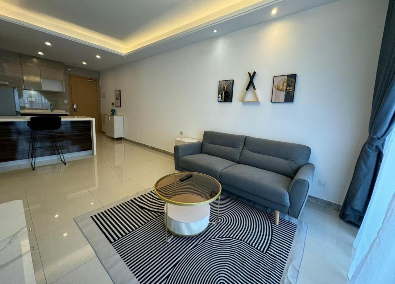 Cozy 1 Bedroom with Kitchen at CIQ