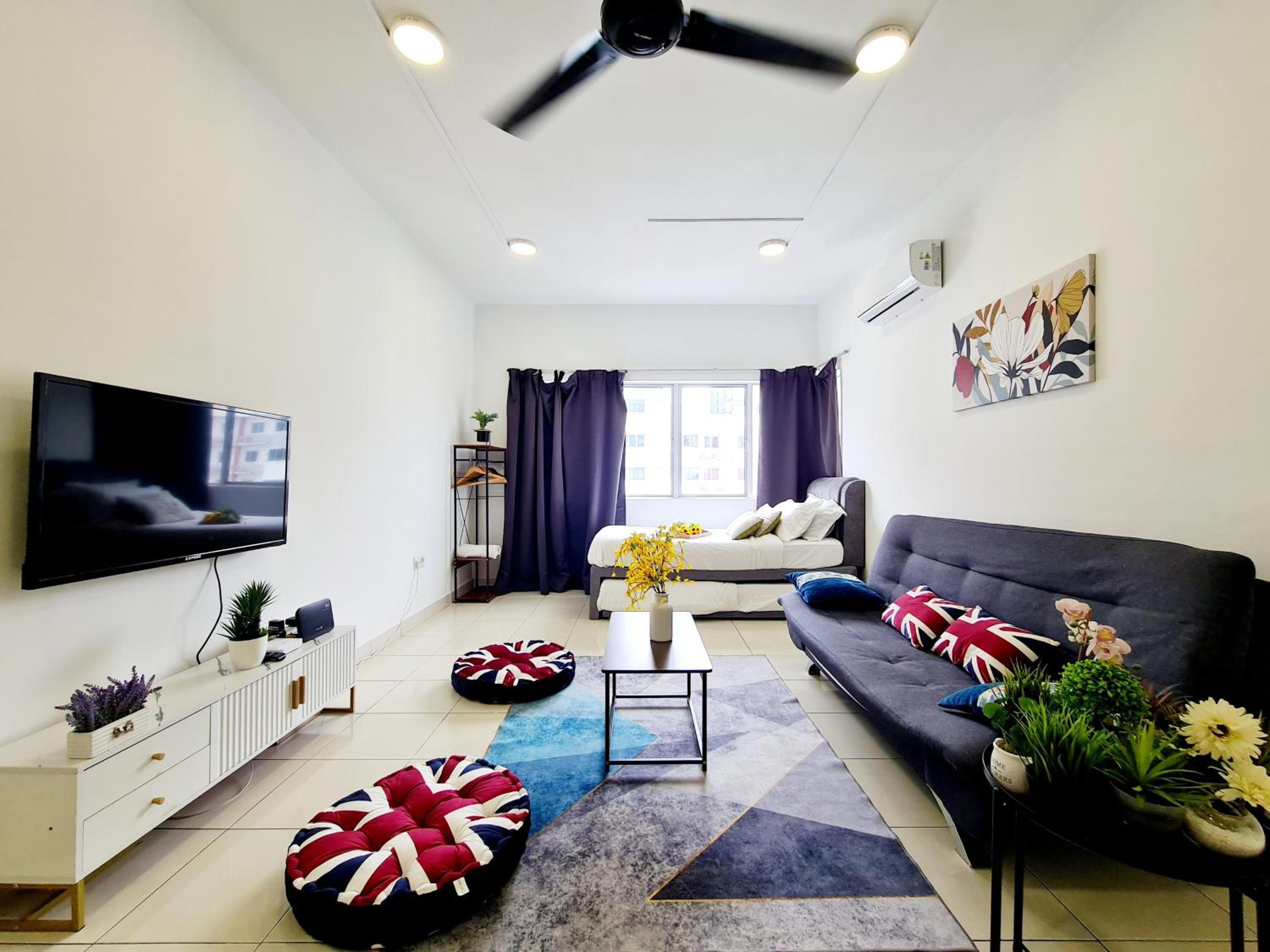 10 Guest Breezy 3 Room Koi Kinrara Suite, IOI Puchong, Bukit Jalil Pavilion, Bukit Jalil Stadium, Sunway Pyramid, Sunway Lagoon photo 2