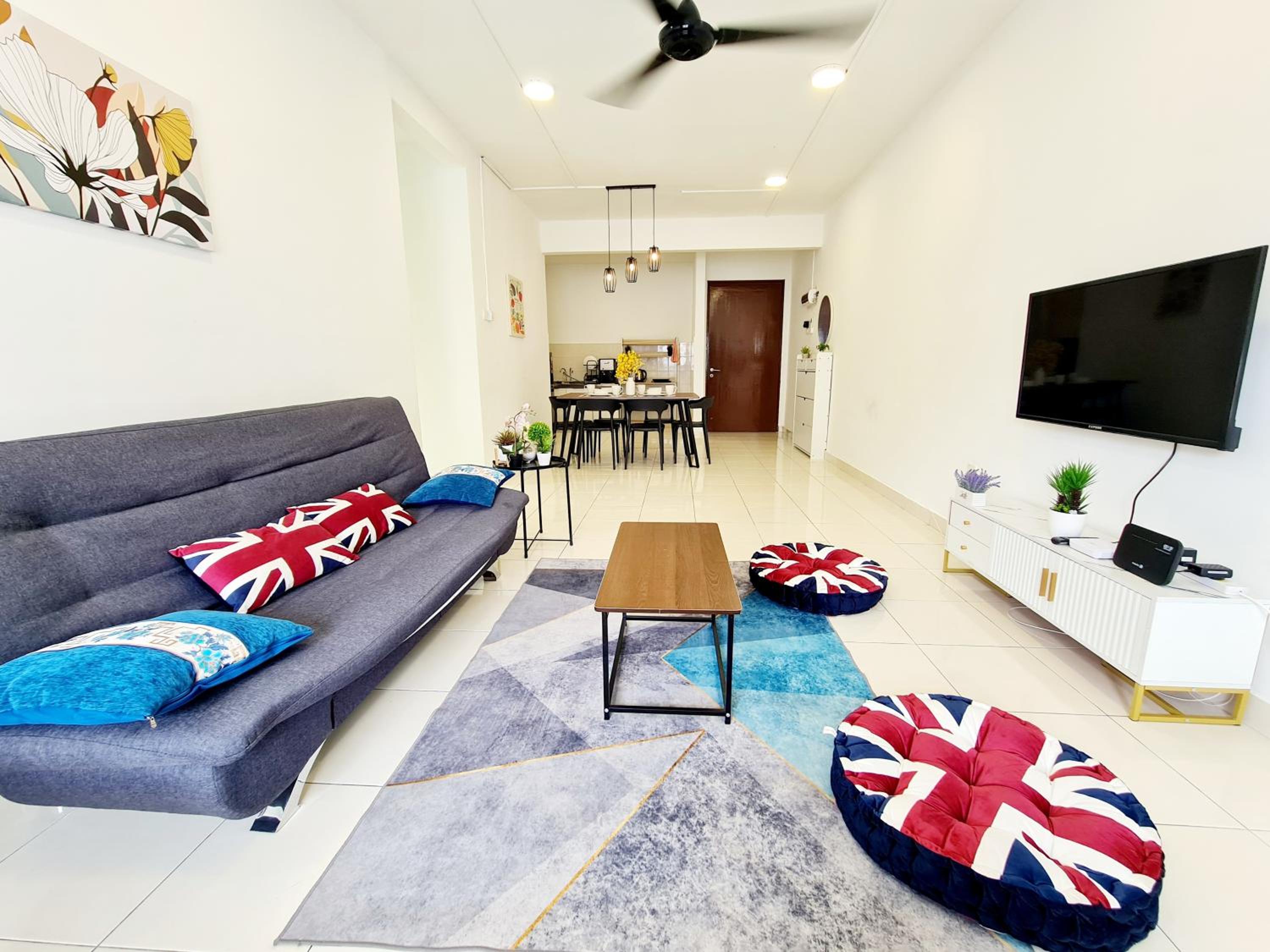 10 Guest Breezy 3 Room Koi Kinrara Suite, IOI Puchong, Bukit Jalil Pavilion, Bukit Jalil Stadium, Sunway Pyramid, Sunway Lagoon photo 3