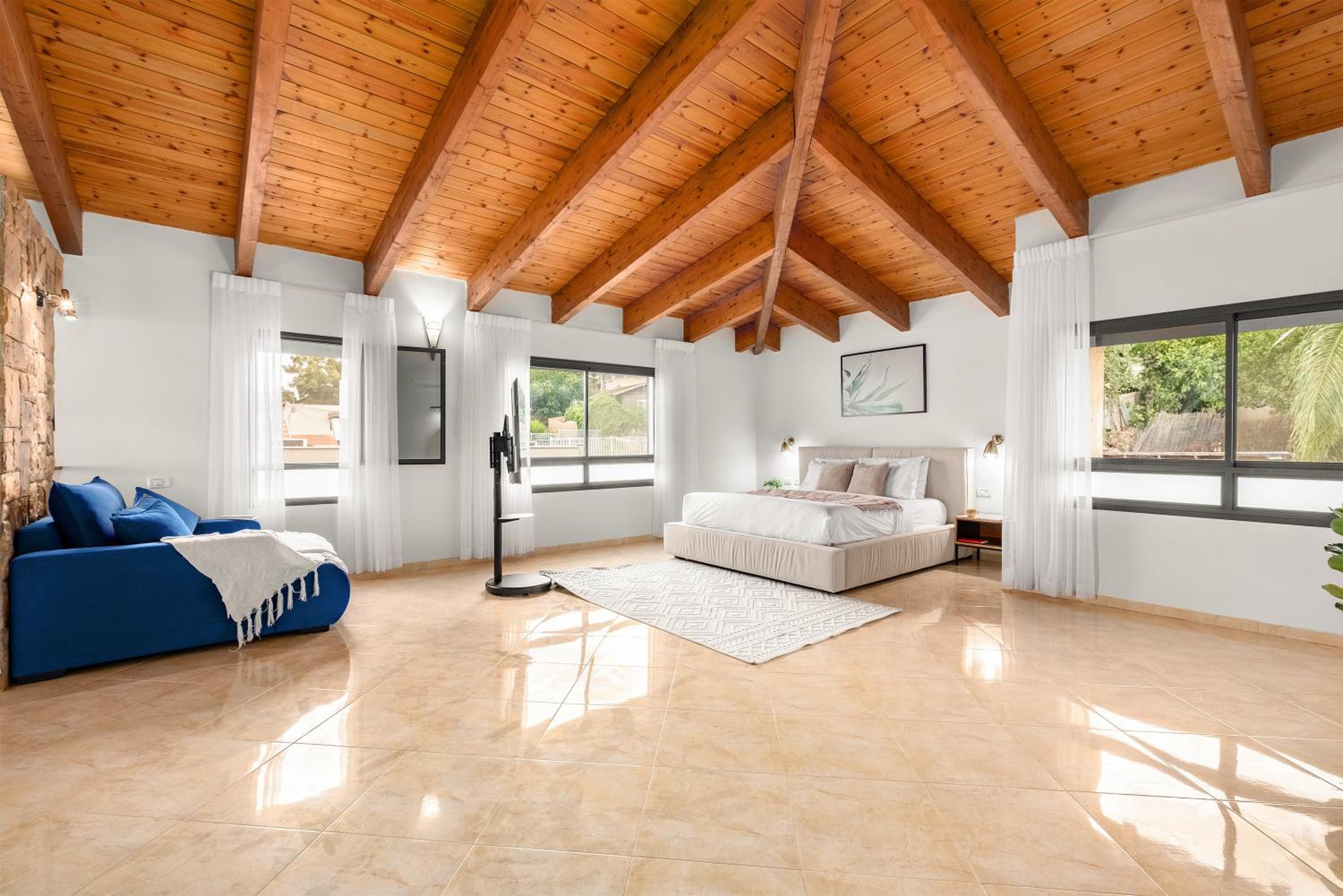 Photo 29