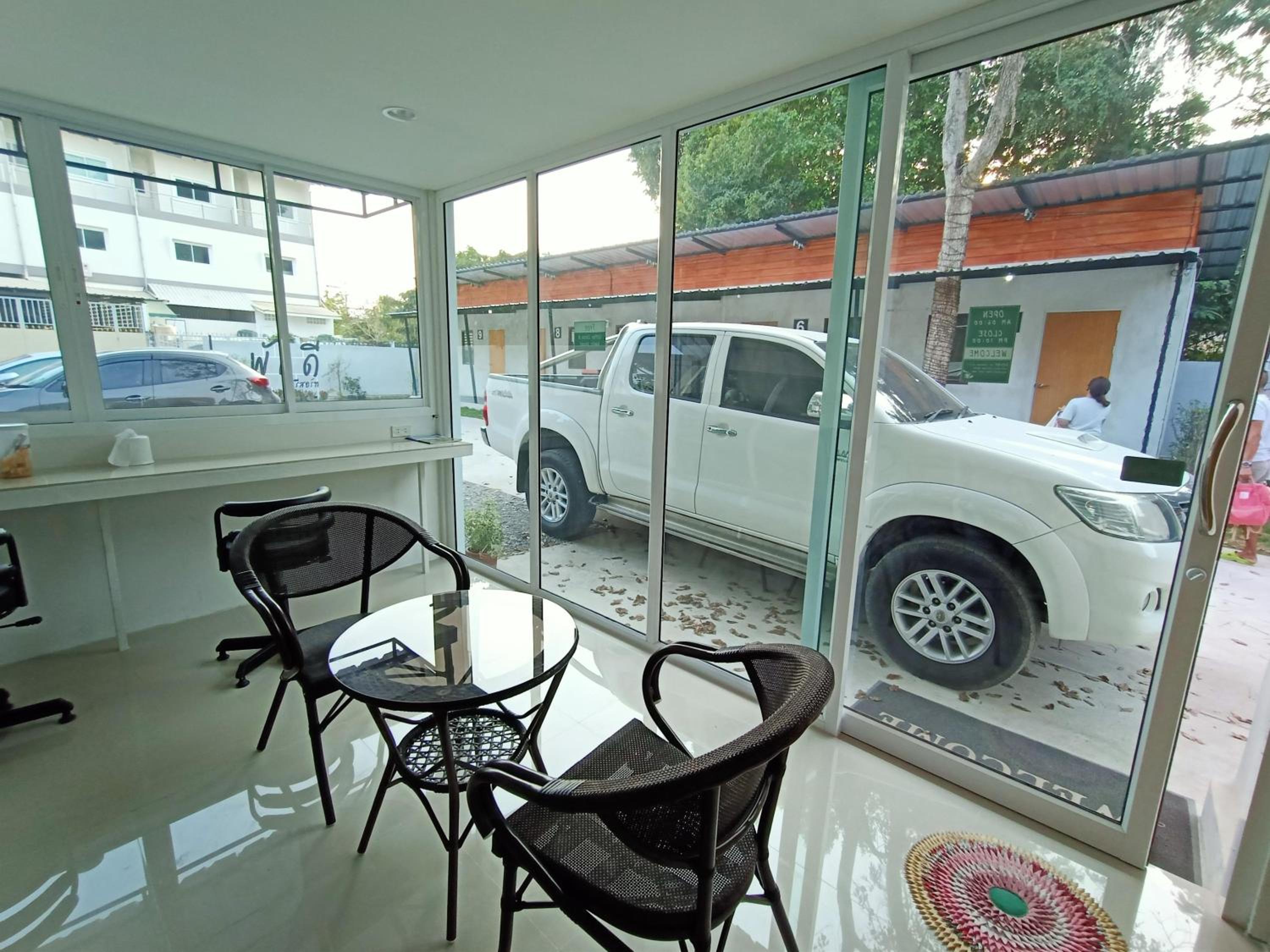Photo 7