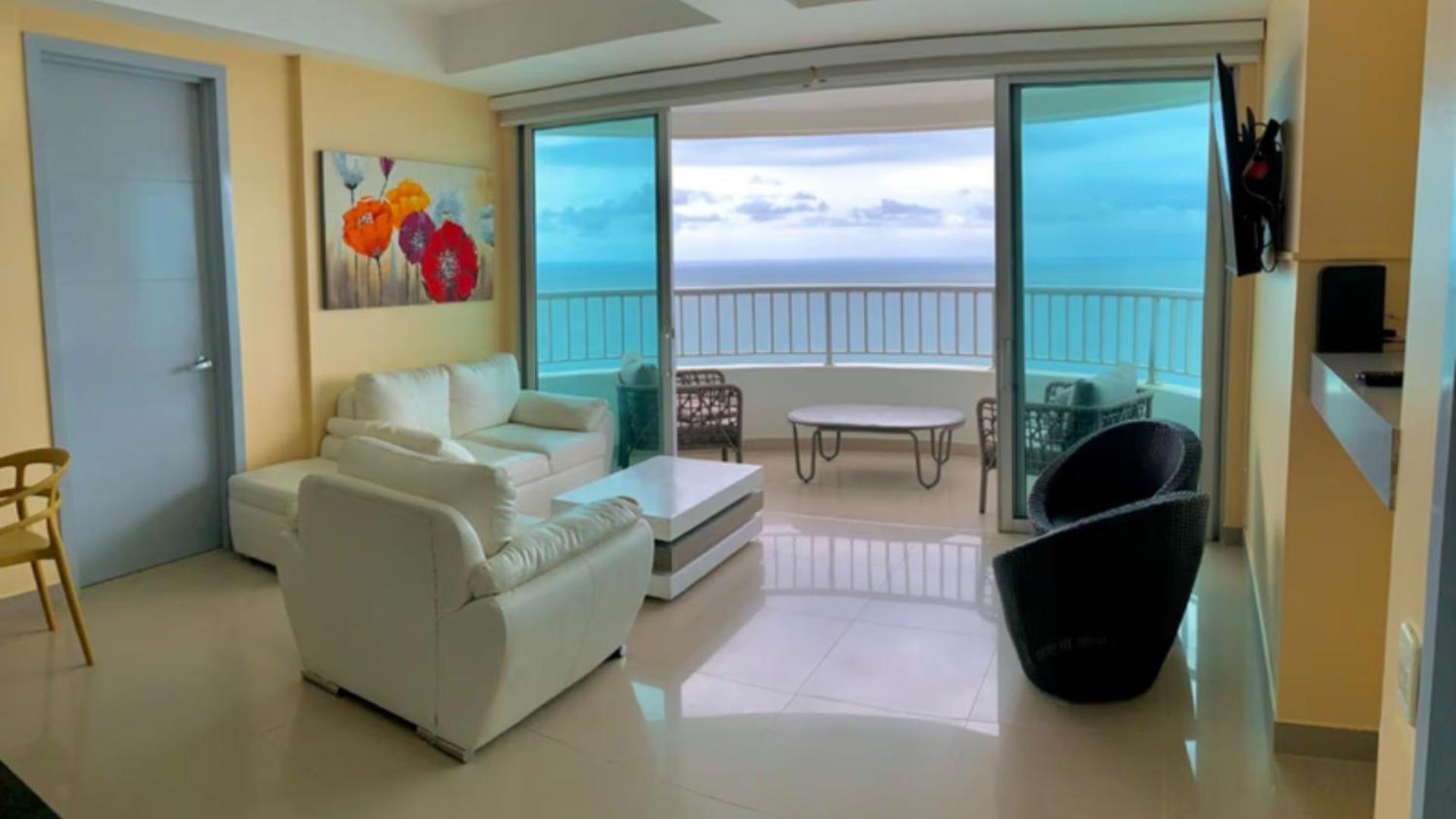 2P1-32 Seafront Apartment With Air Conditioning And Pool