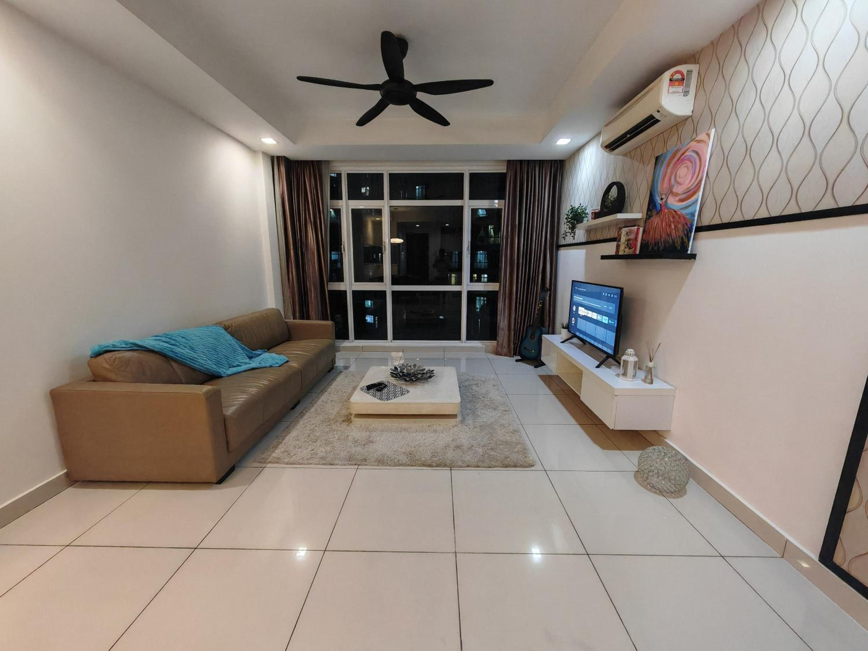 Pastel House, Central Residence, Sg Besi