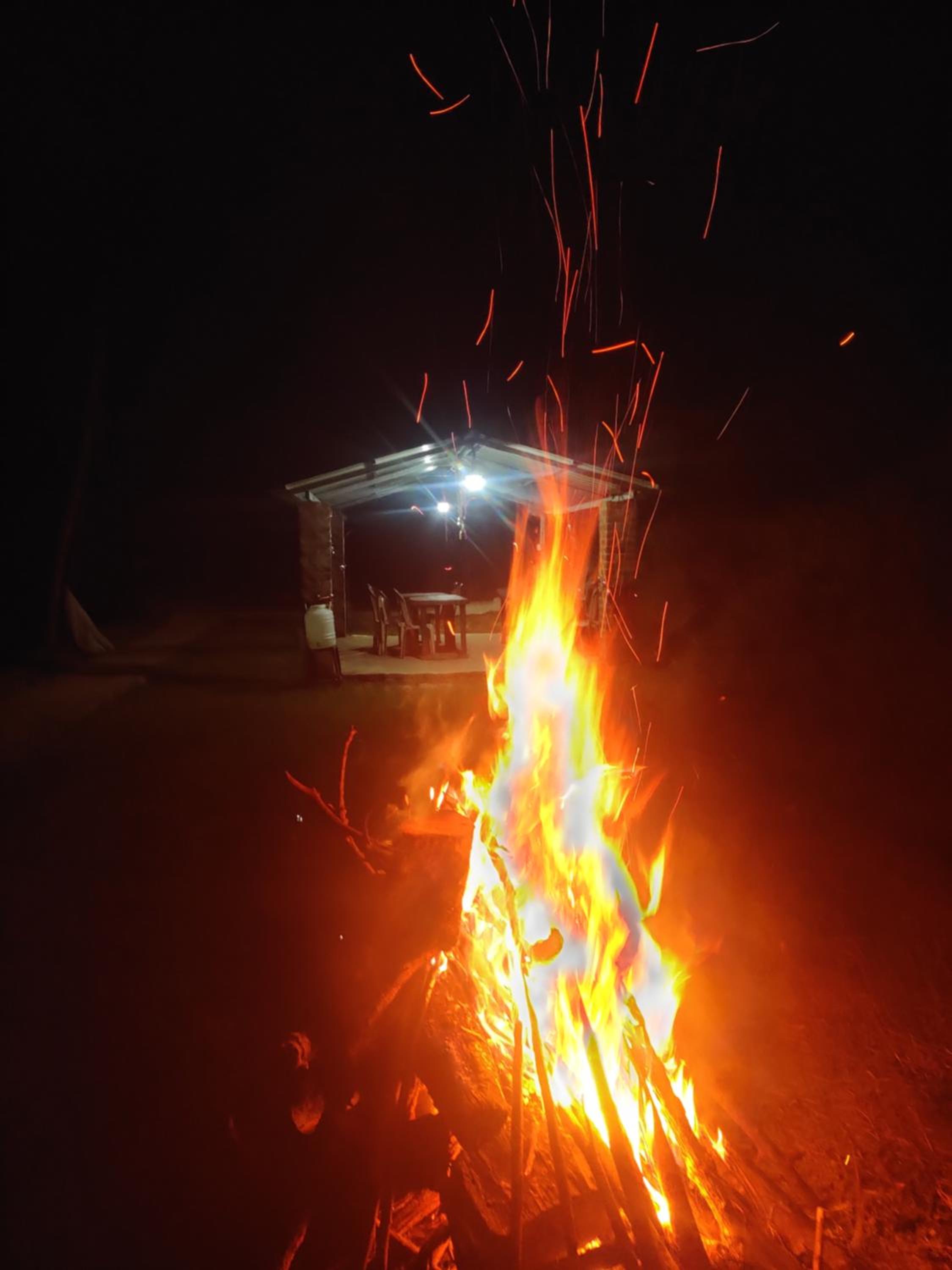 Bon fire adda