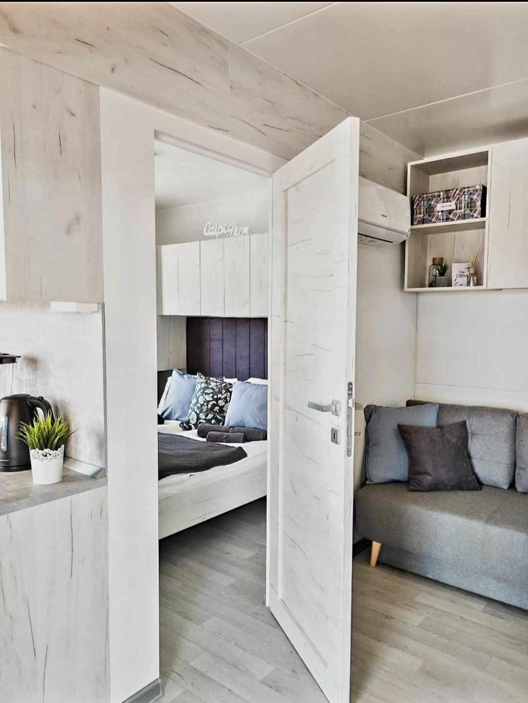 Mobile home Melda 4 - Drage 1st row