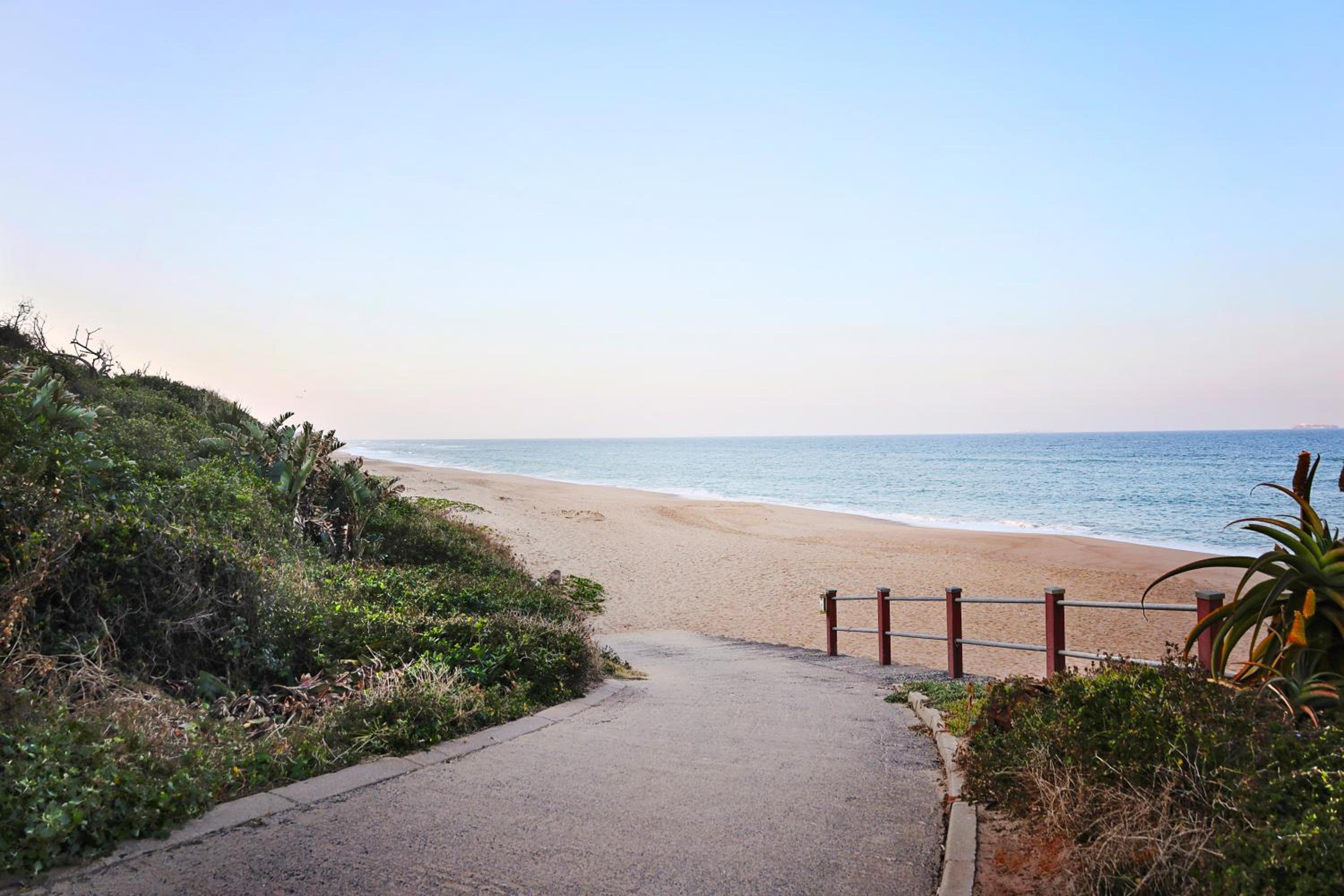 40 Hawaan View - by Stay in Umhlanga view 2