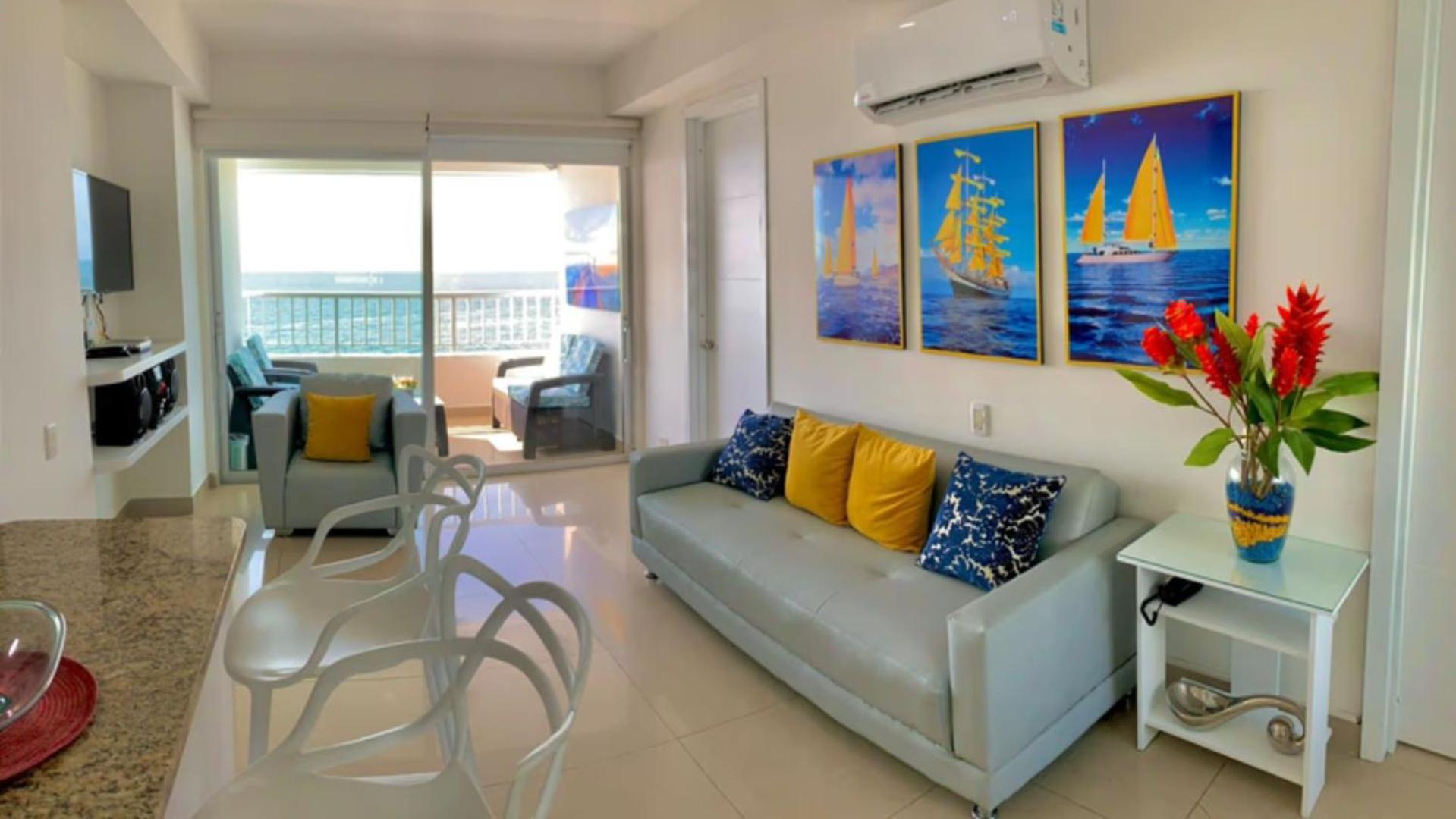 2P1-6 Seafront Apartment With Air Conditioning And Pool