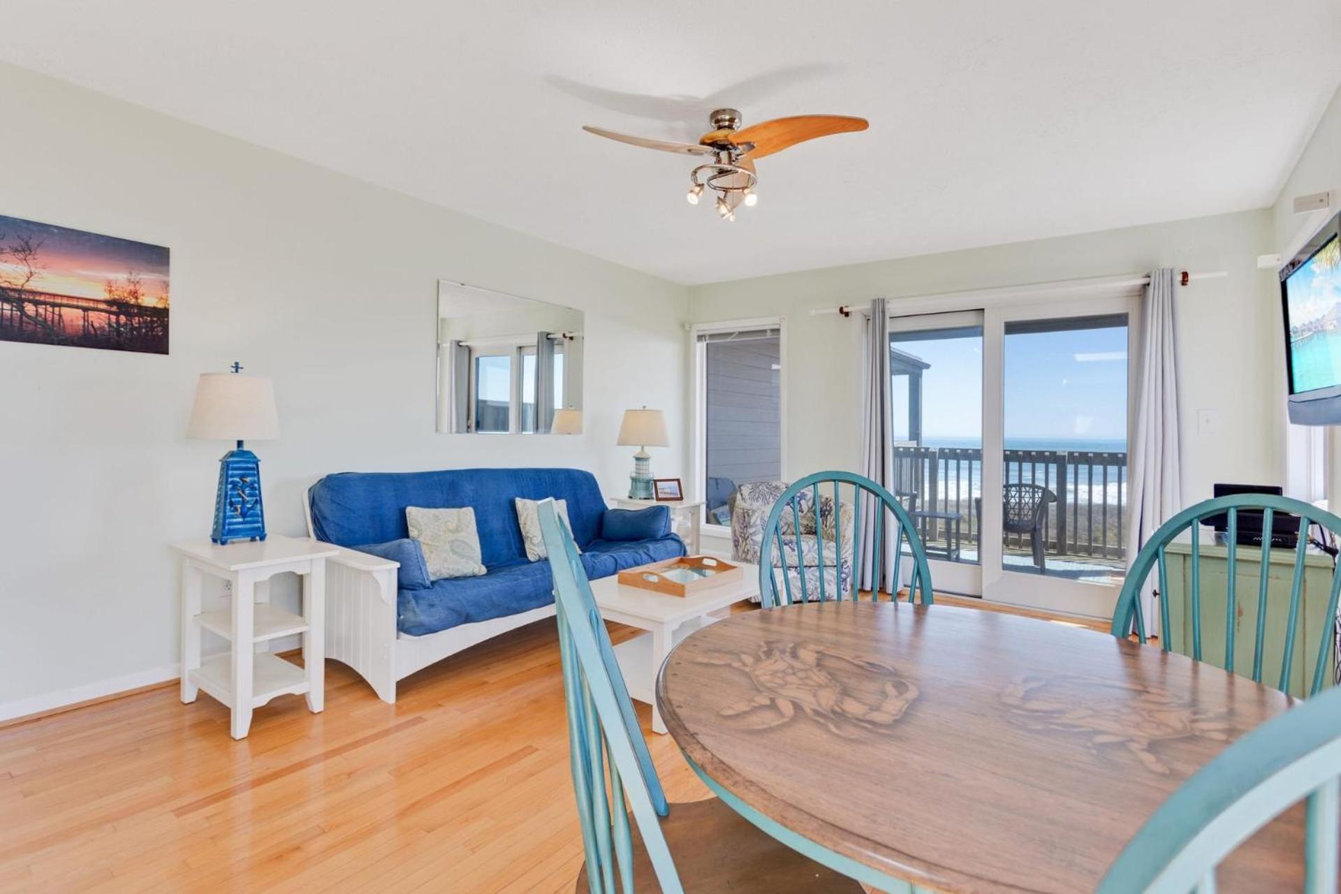 C307A Delightful Diversion Oceanfront Pool view 4
