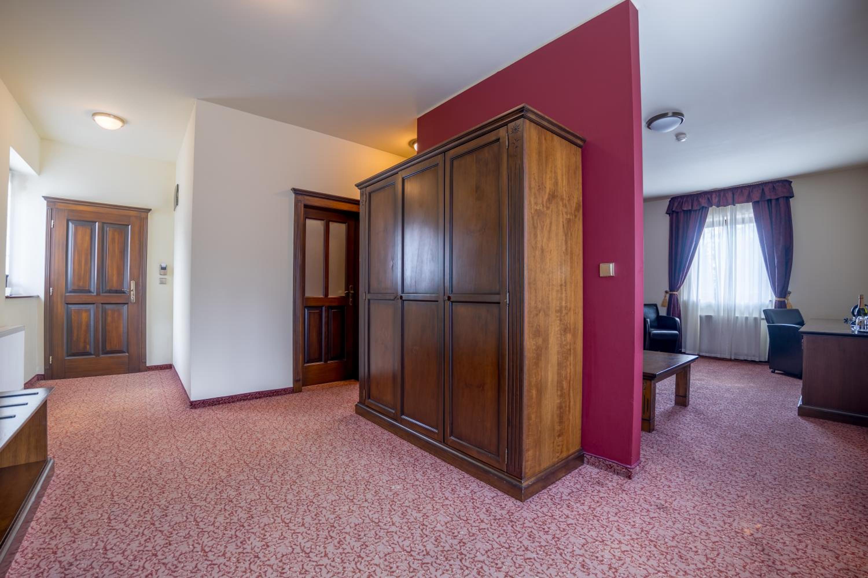 APLEND Wellness Hotel Borovica