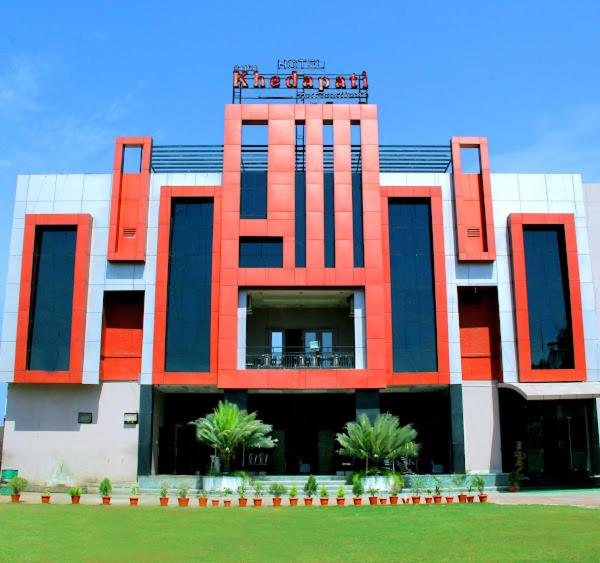Hotel Shri Khedapati International,Dewas