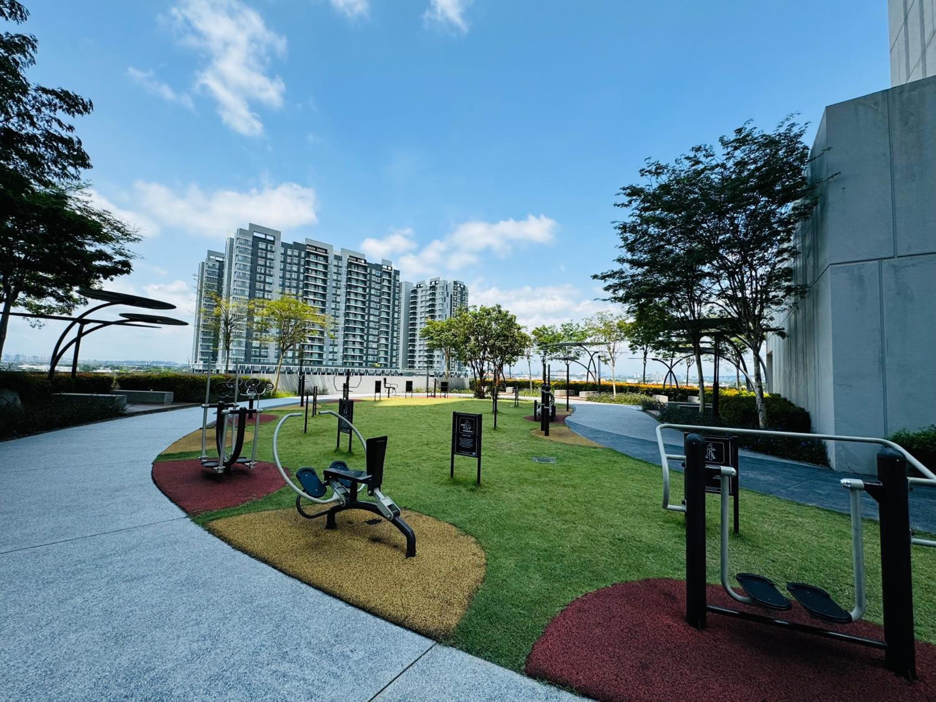Geo Bukit Rimau by DeUrban