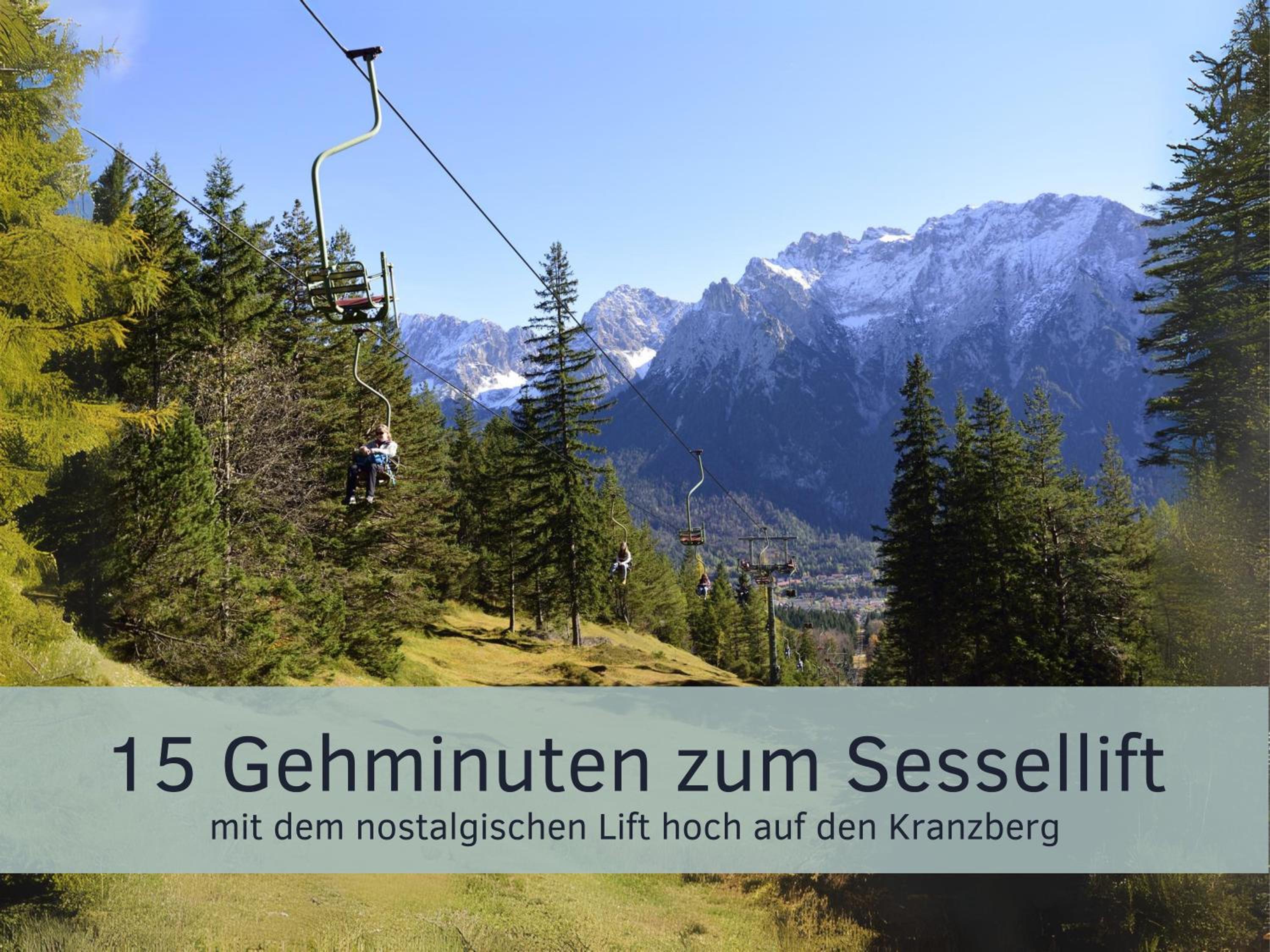Die Karwendelsuite - 5 Sterne FeWo mit bestem Bergblick, zentrumsnah & ruhig gelegen, familienfreundlich