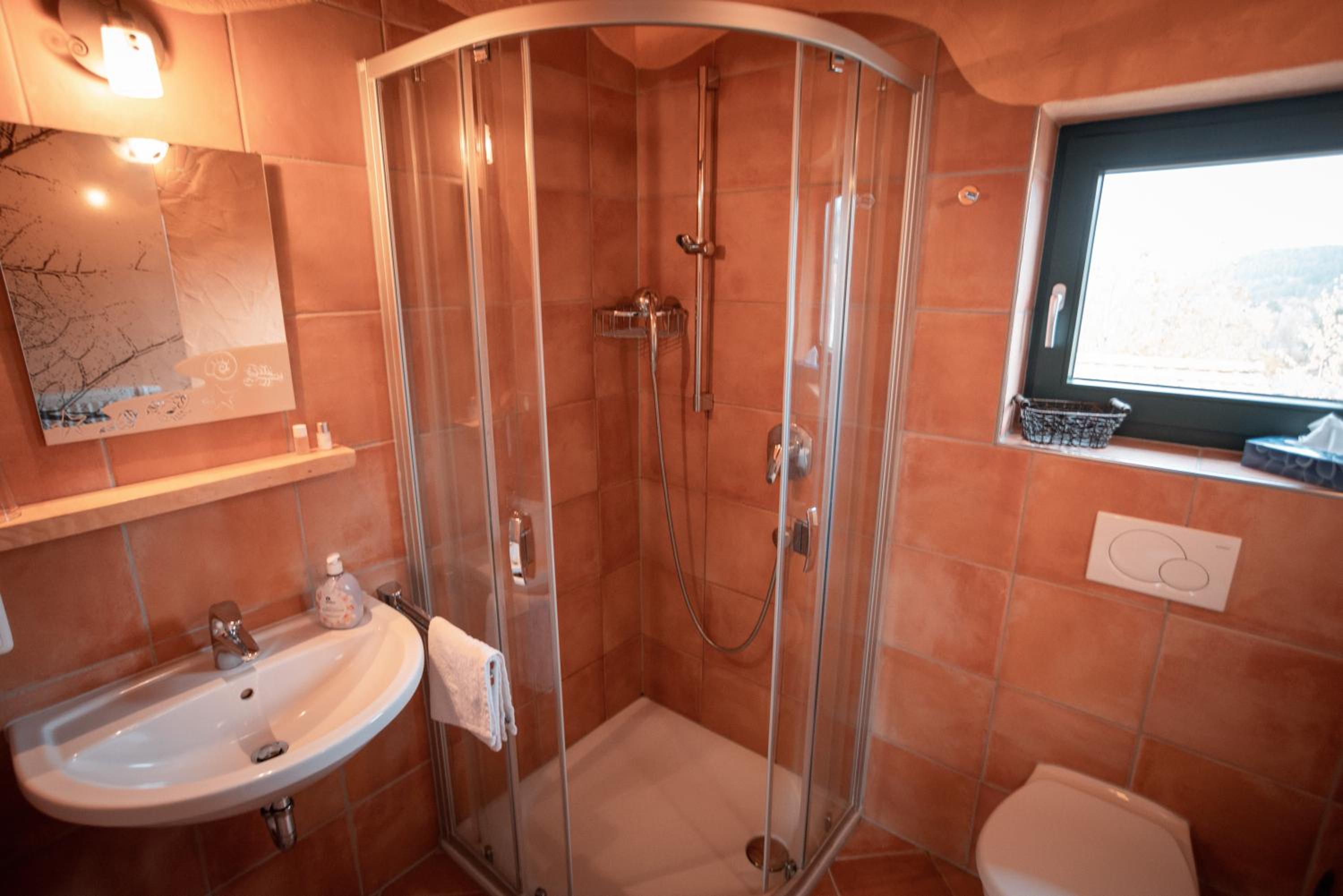 südländisches Chalet mit hauseigener Sauna