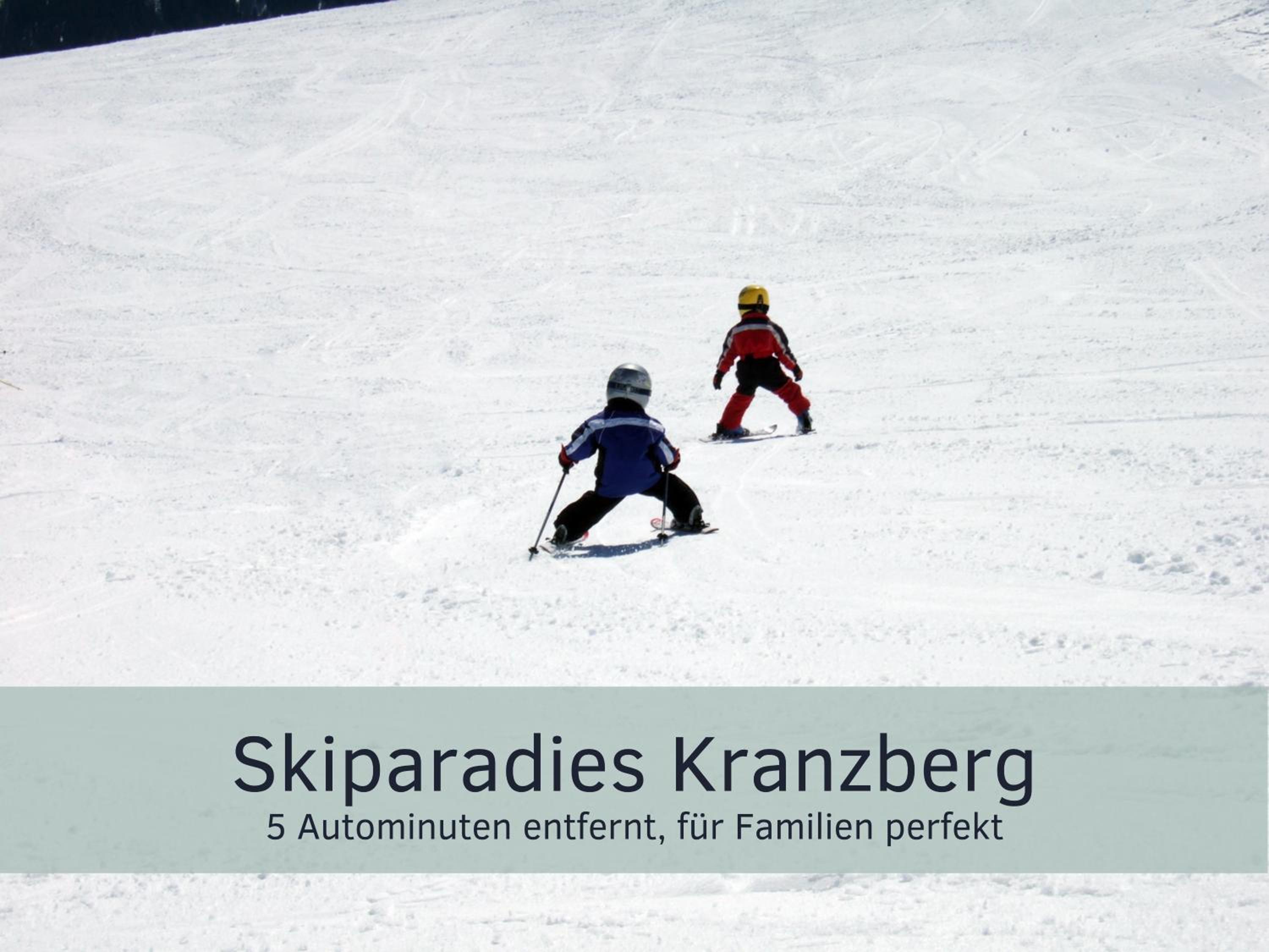 Die Karwendelsuite - 5 Sterne FeWo mit bestem Bergblick, zentrumsnah & ruhig gelegen, familienfreundlich