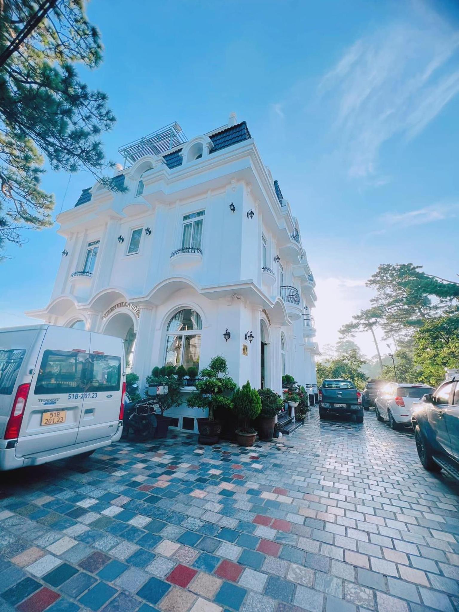 Queen Villa 1 DL - by BAY LUXURY