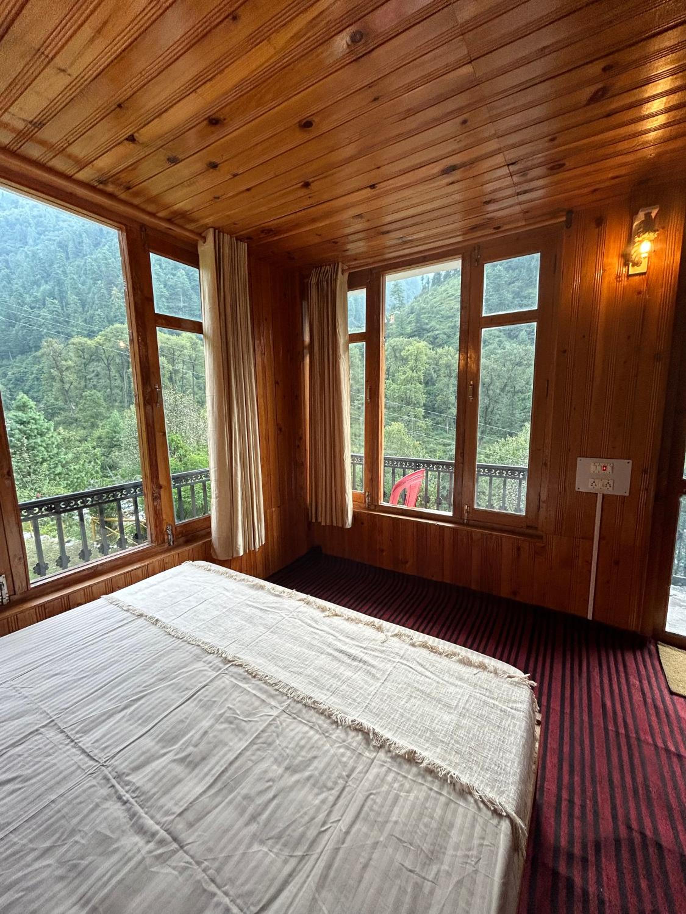 Little Forest Homestay view 4