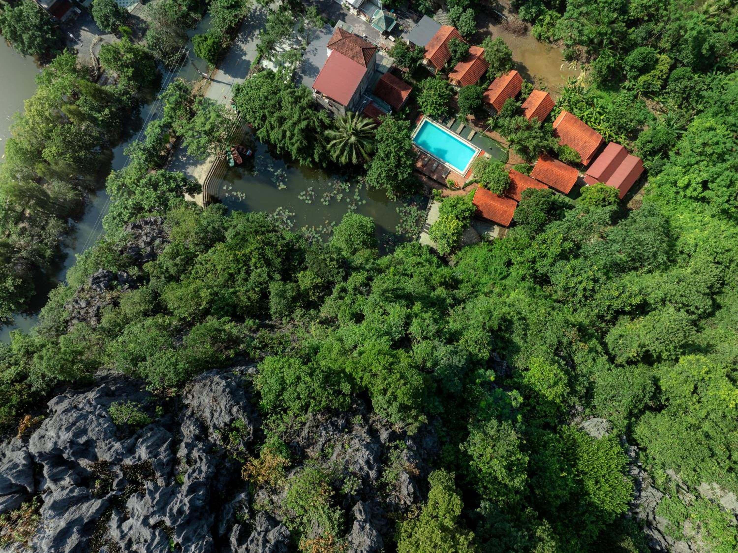 Tam Coc Rocky Bungalow