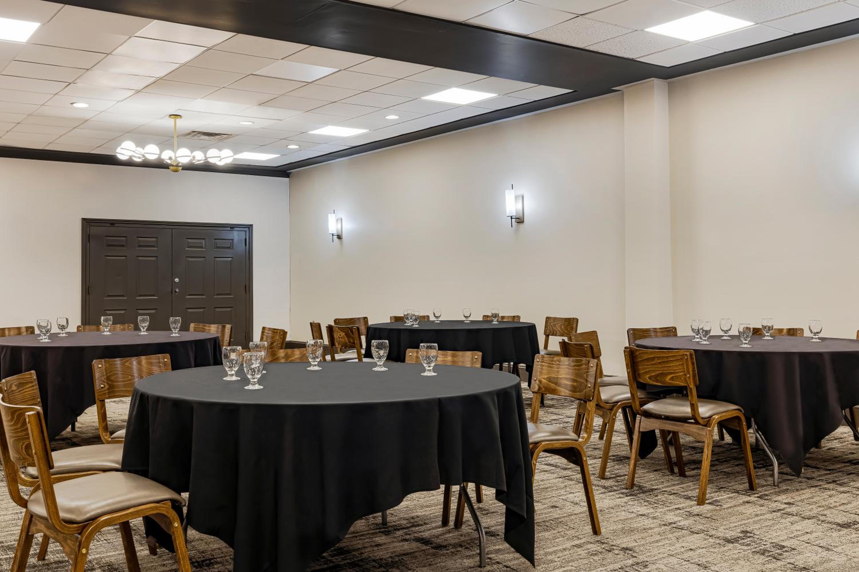 Hotel Preston Nashville Airport - Property Image 43