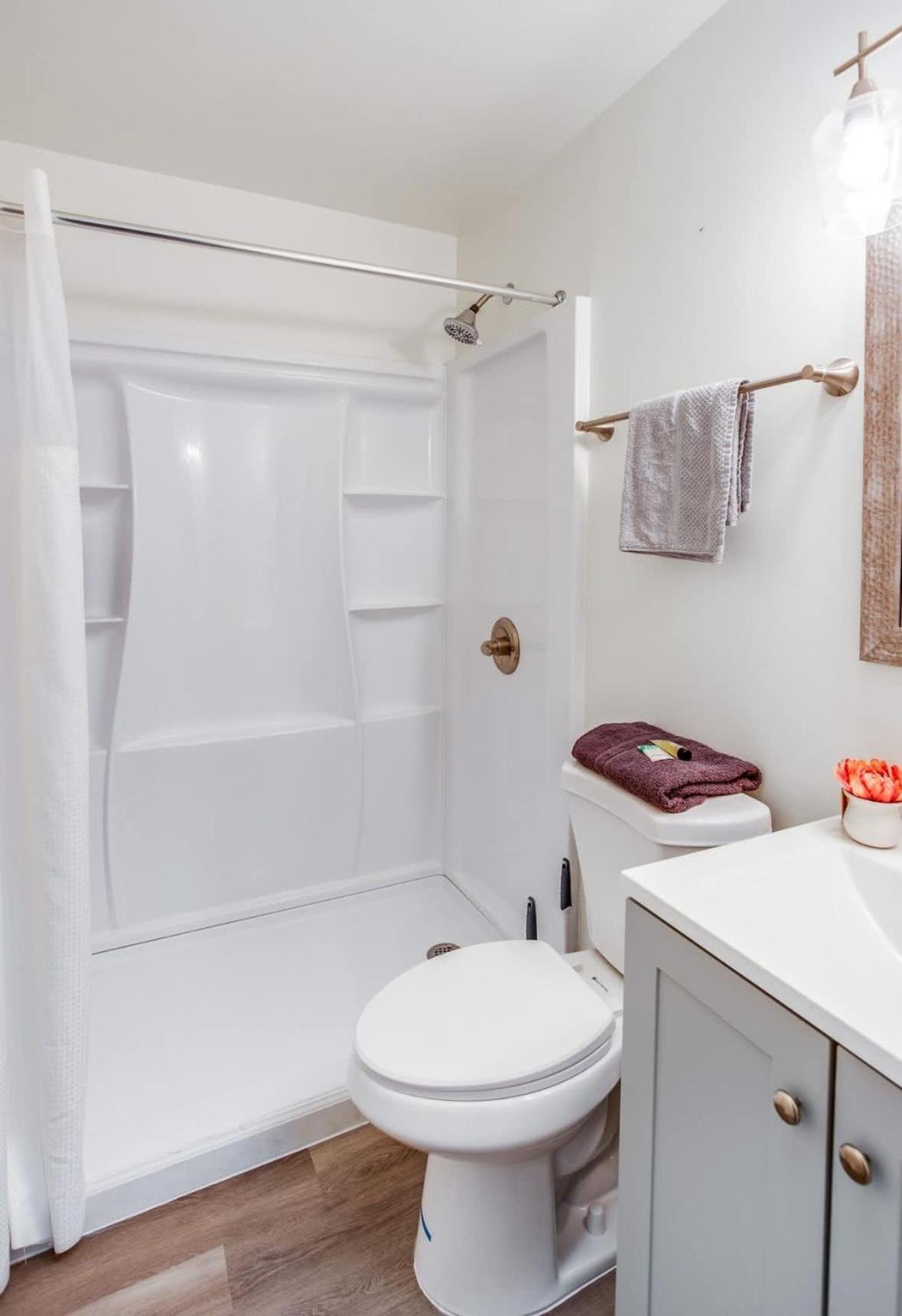 Newly Renovated Bright Studio