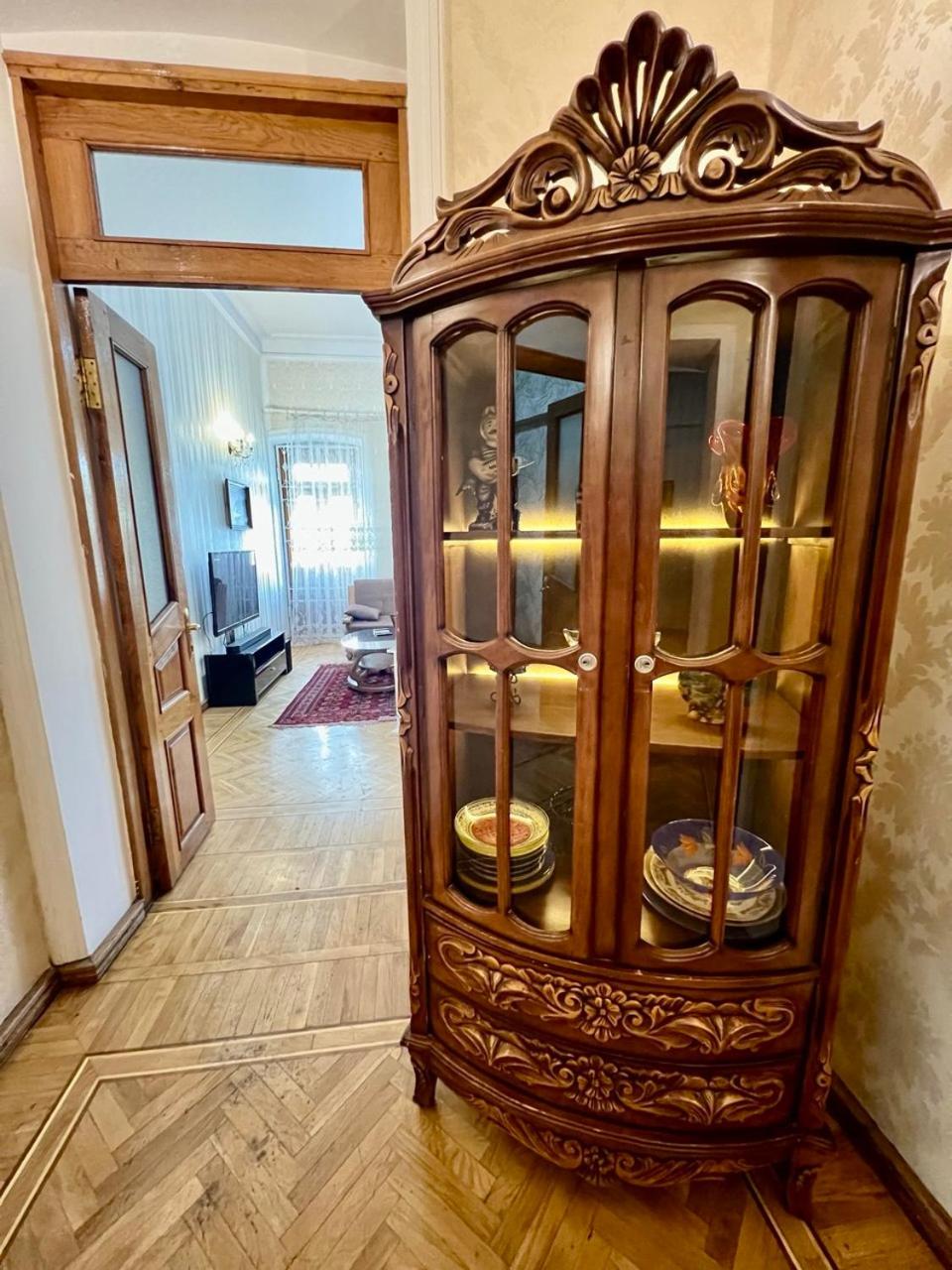 City Center Apartment, Nizami str