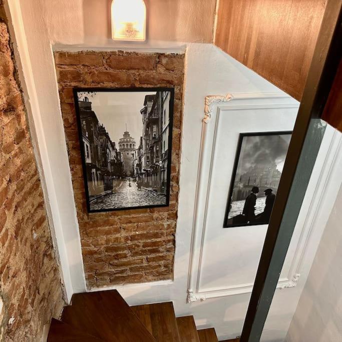 Beyoğlu'nda dubleks tarihi daire