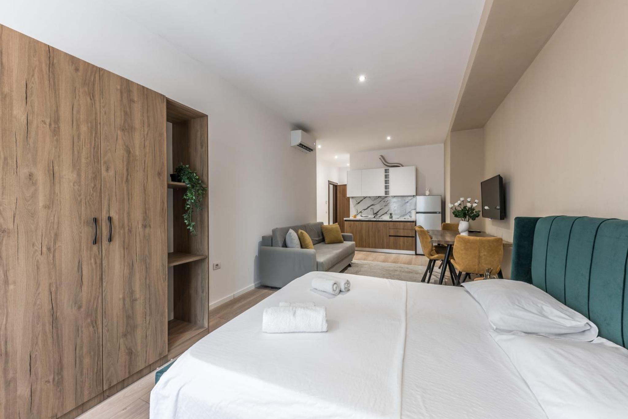 City center Studio apartment 500mbs