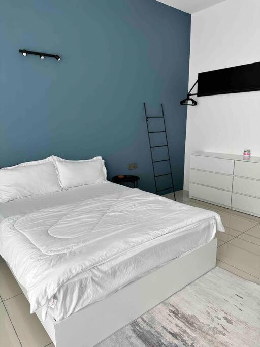 Boss Baby Cozy Holiday Home Batu Kawan
