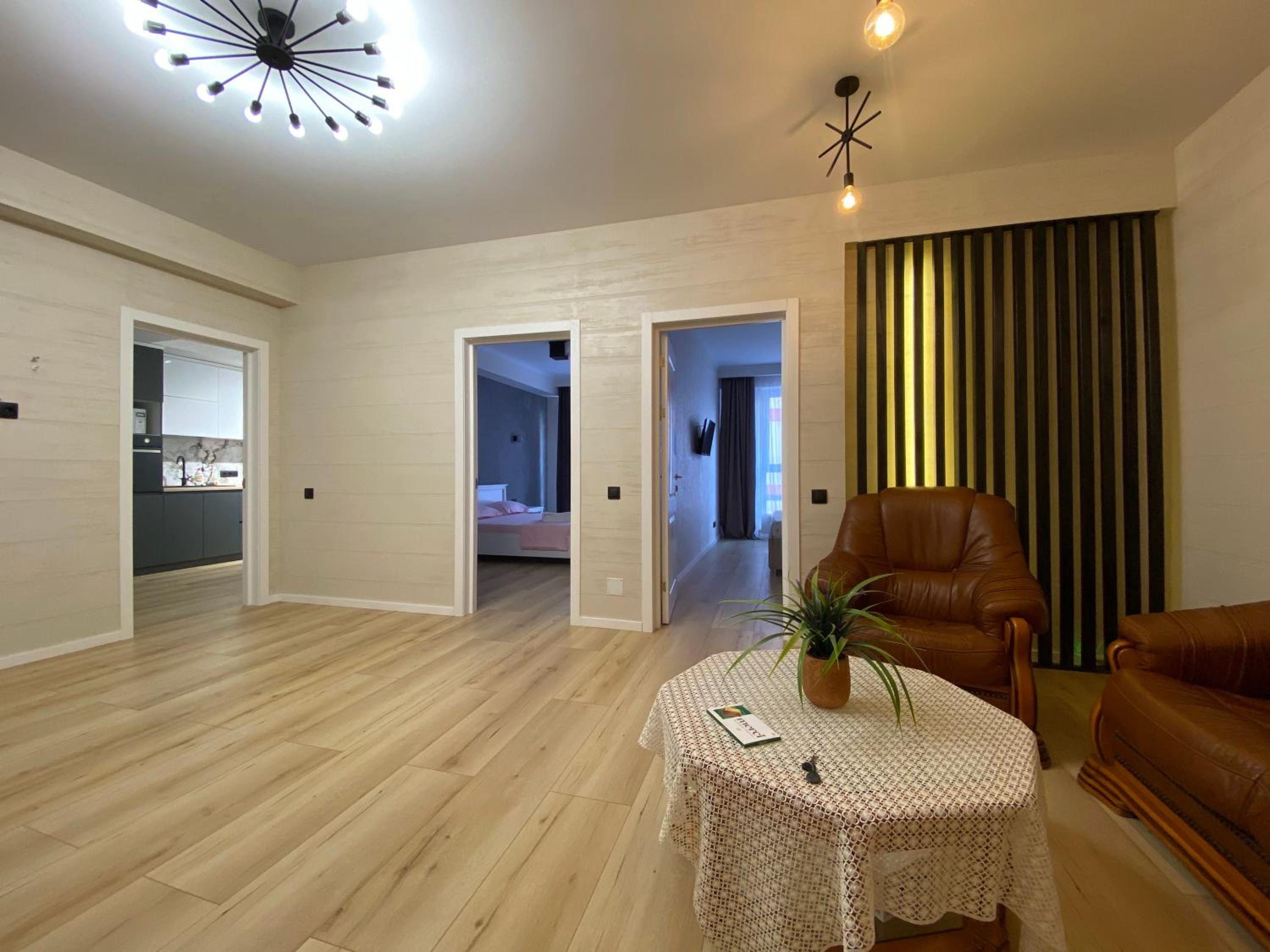 Apartament lux Chisinau view 3
