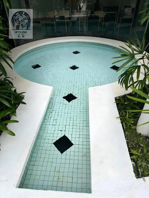 5pax warm house walking distance to Pavilion KL