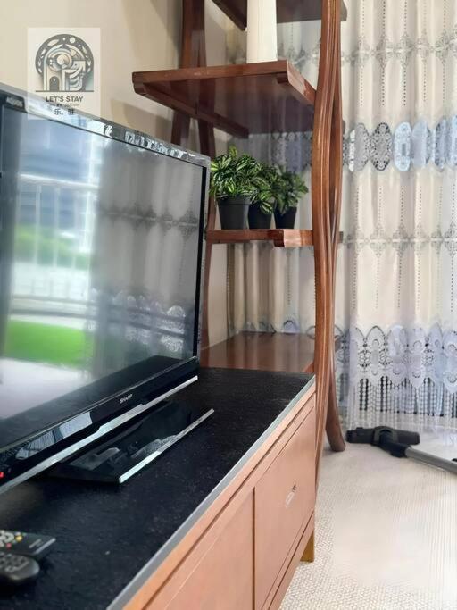 5pax warm house walking distance to Pavilion KL