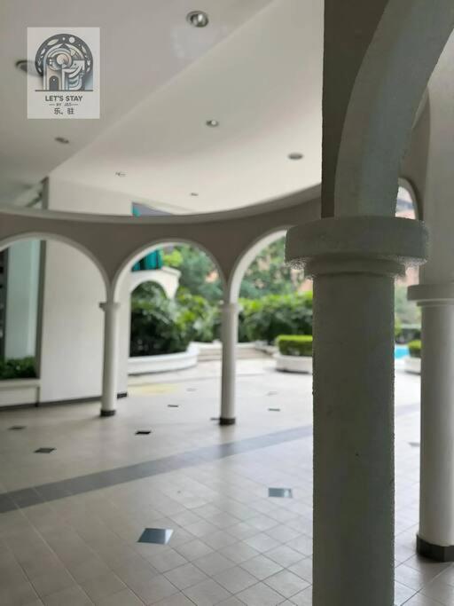 5pax warm house walking distance to Pavilion KL