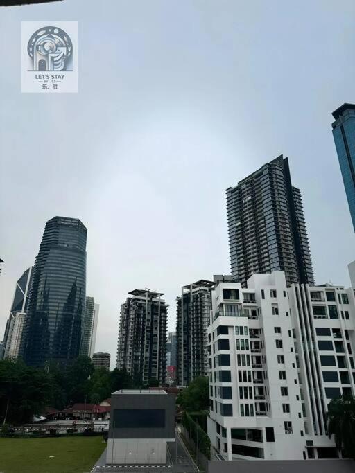 5pax warm house walking distance to Pavilion KL