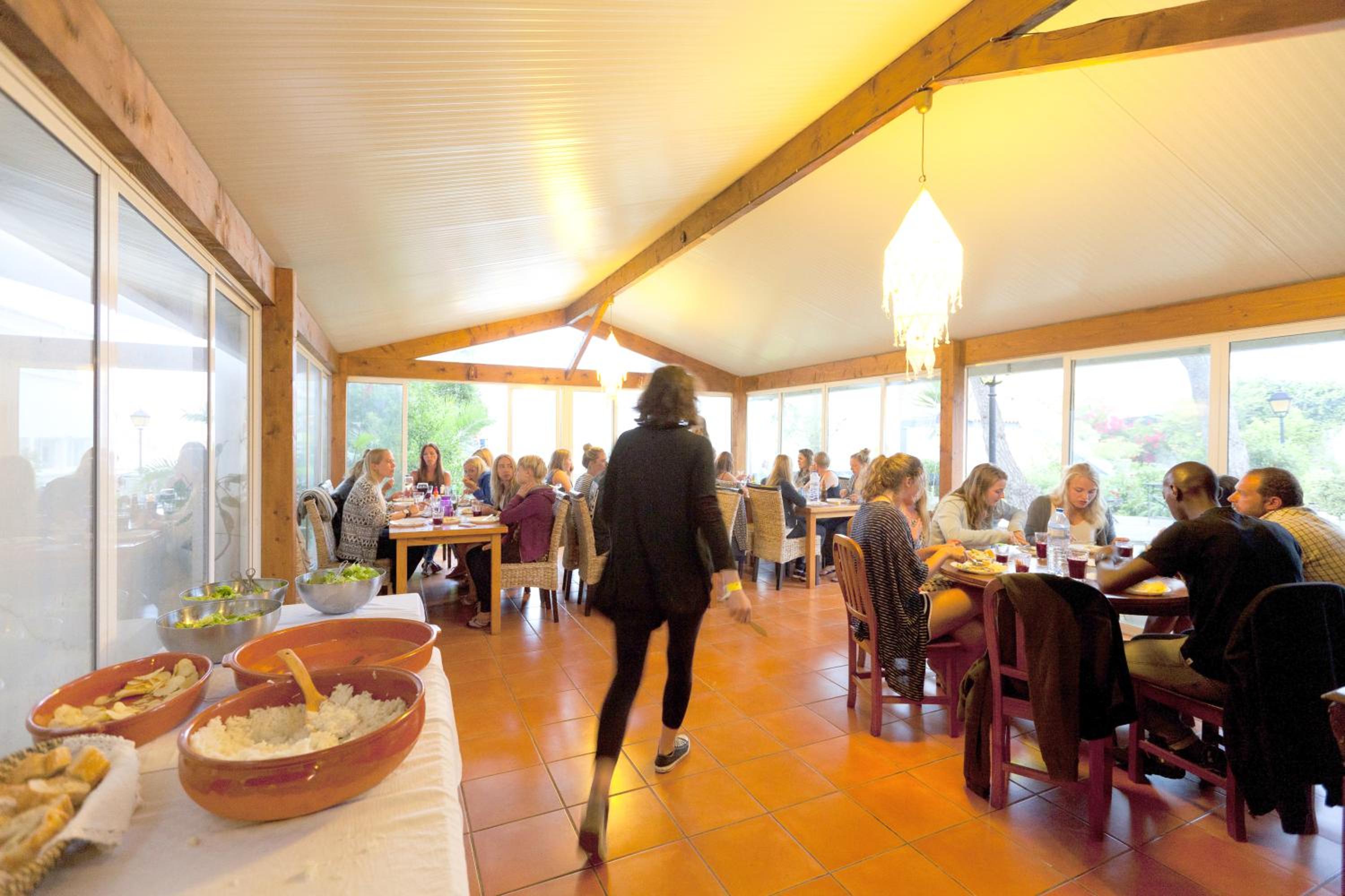 Amar Hostel & Suites
