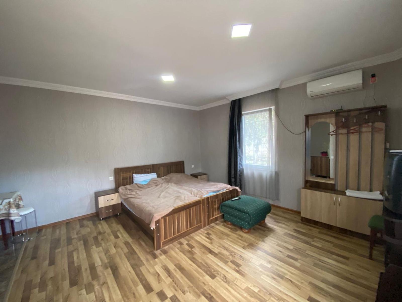 Ruslan Hotel 1 view 3