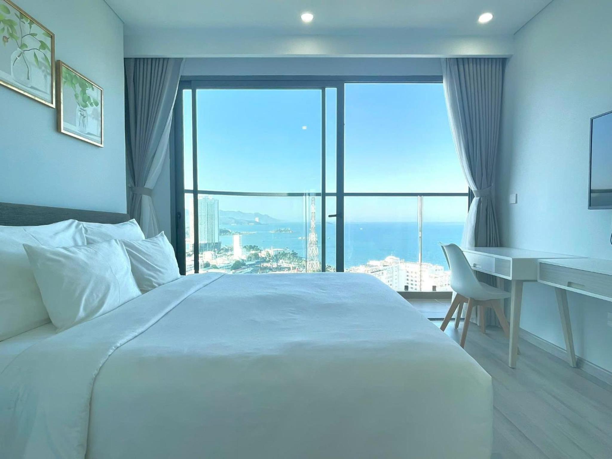 Marina Sea view view 4