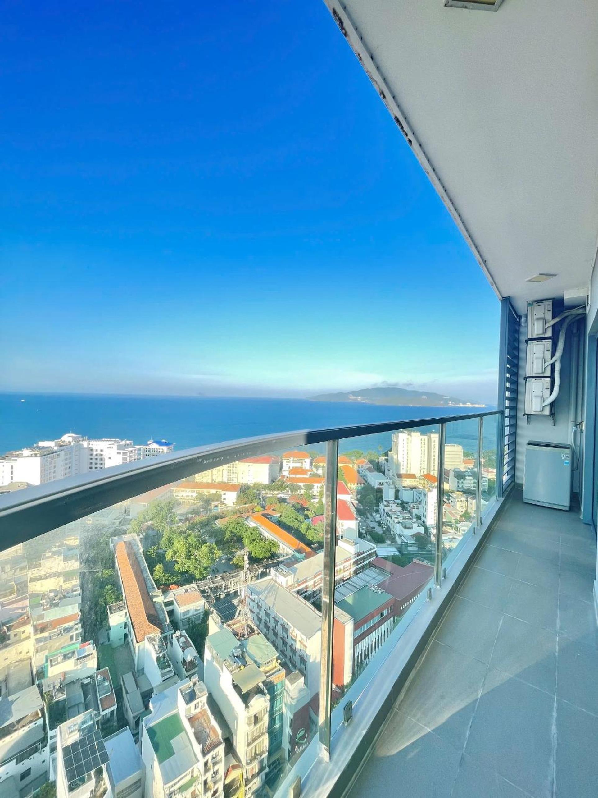 Marina Sea view view 5