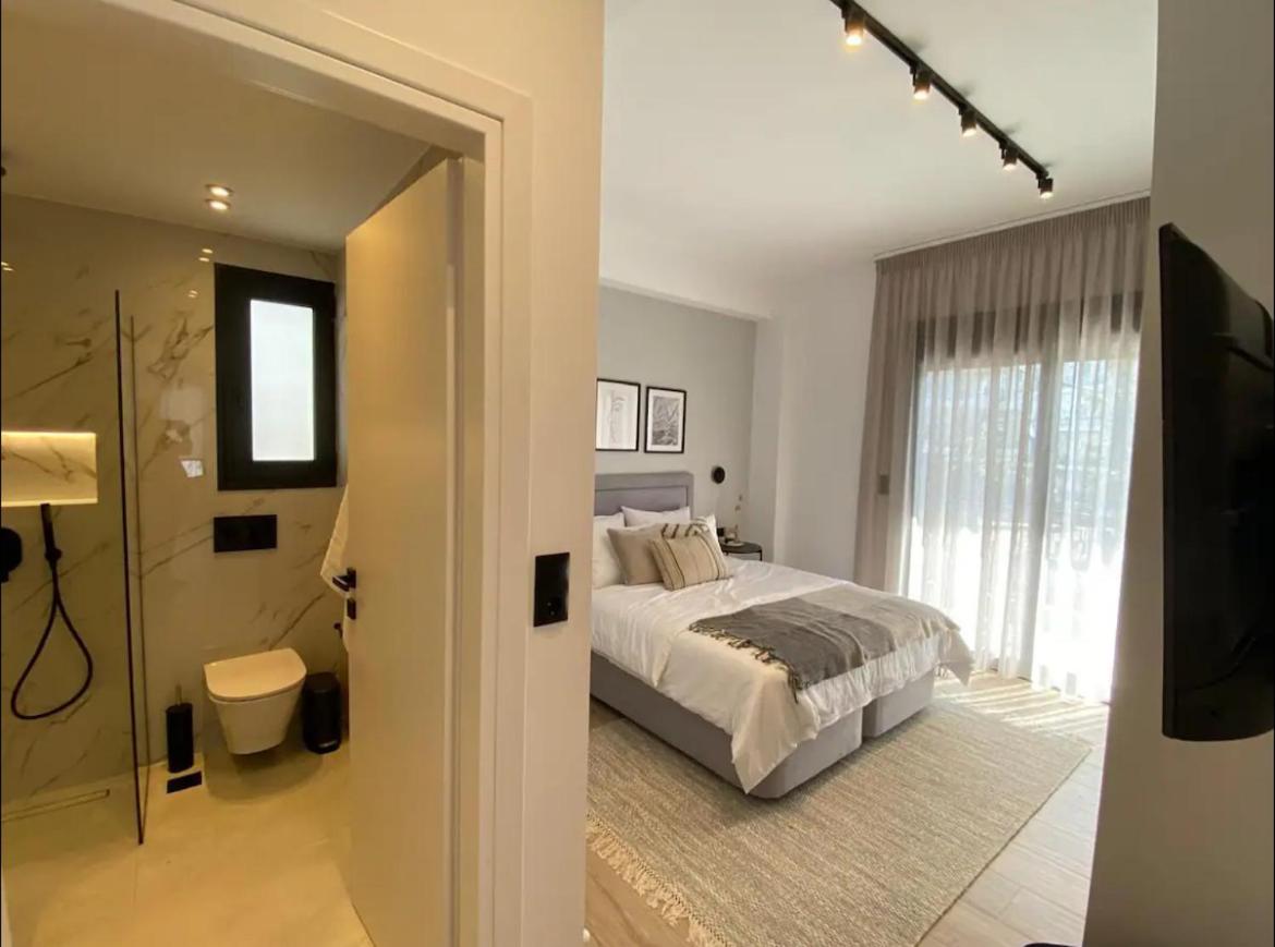 New luxury apartment in Glyfada