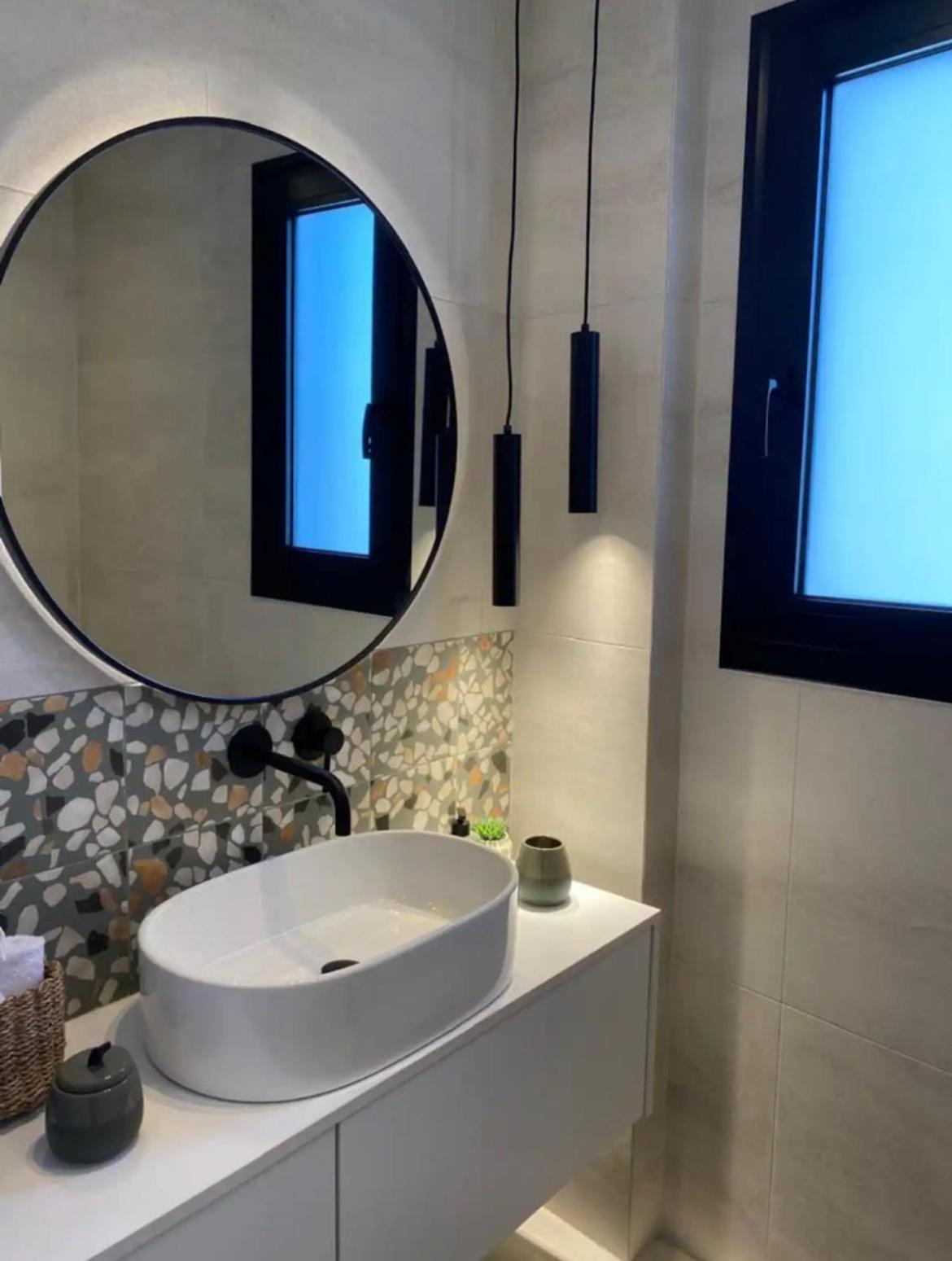 New luxury apartment in Glyfada